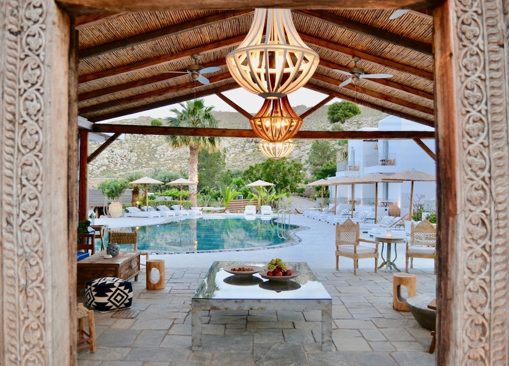 Caesars Gardens Hotel & Spa - Adults Only