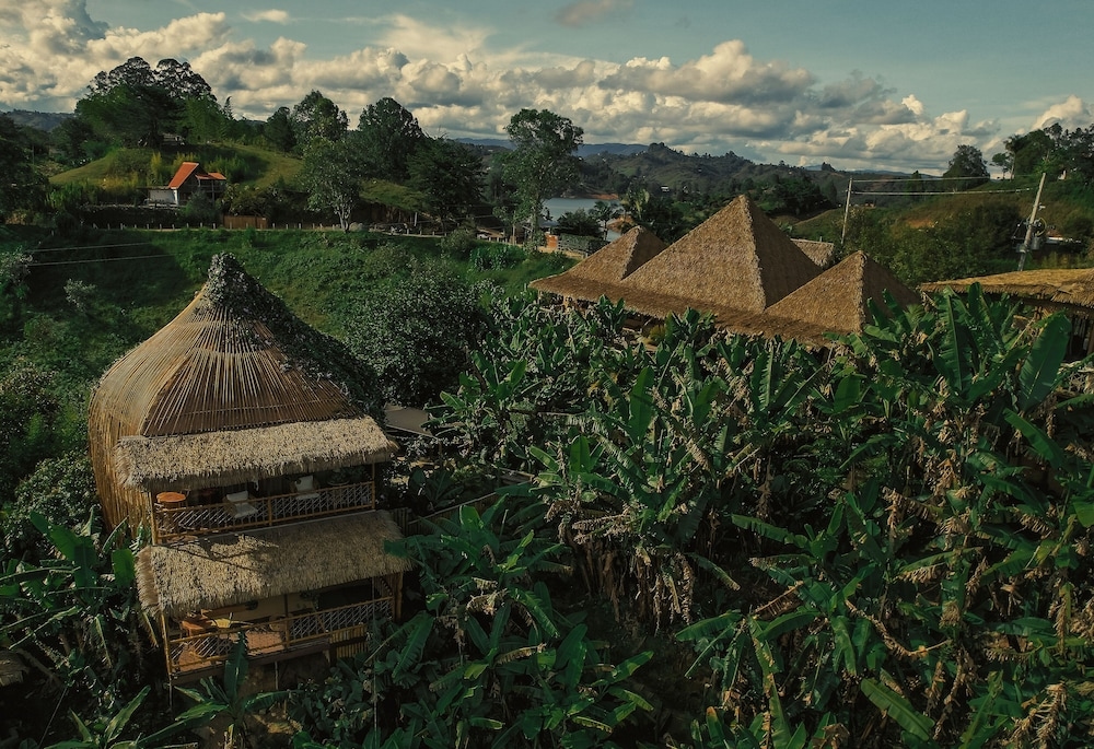 Atma Villas, Guatapé