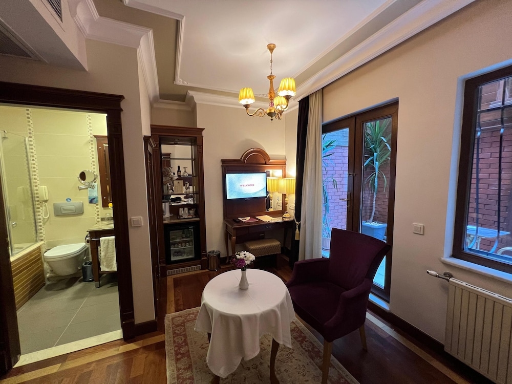 Foto de GLK PREMIER Regency Suites & Spa - Special Class
