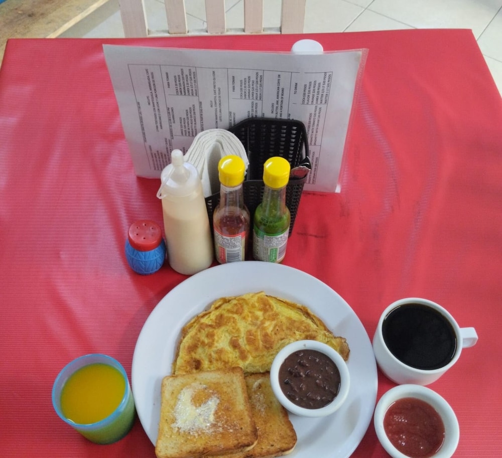 Foto de Hotel Las Palmas en Laurel