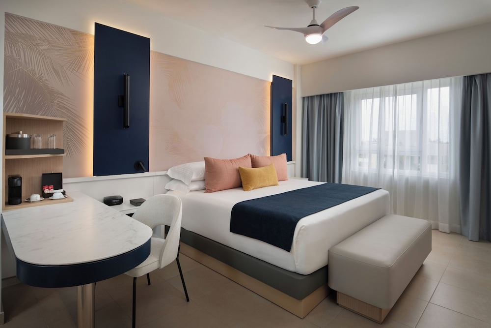 Foto de Royal Beach Hotel Punta Cana A Jdv By Hyatt Hotel