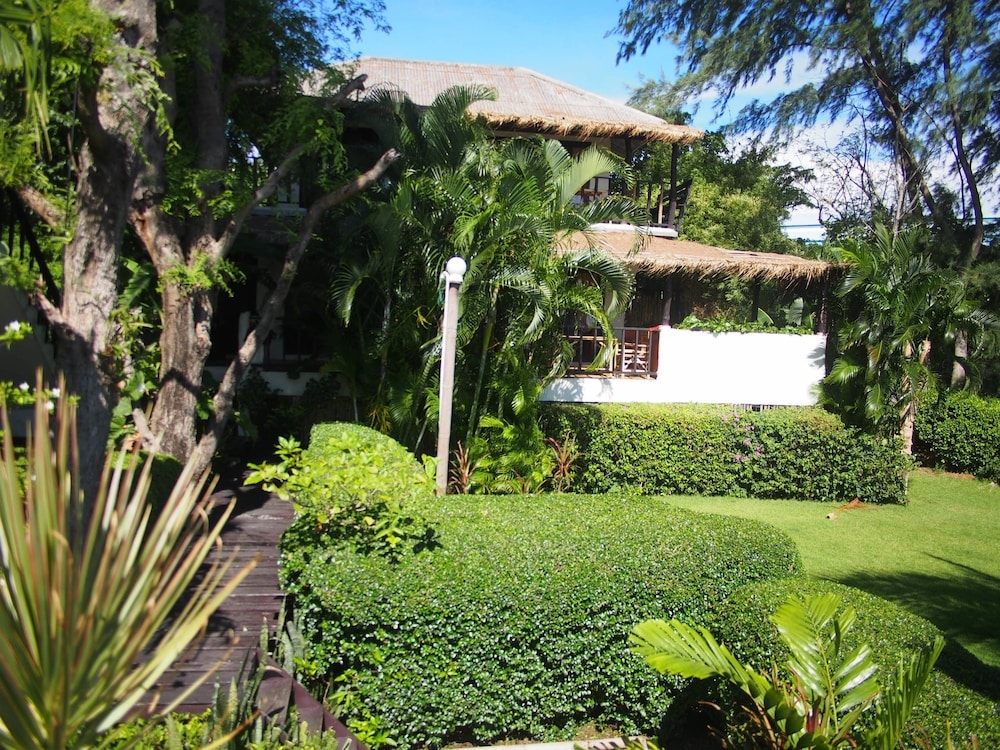Tamarina Resort Arng Sila