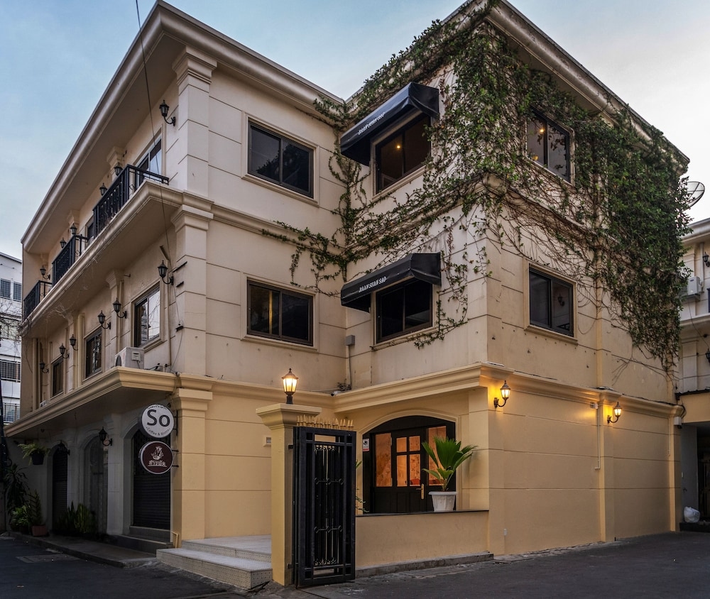 Baansuansao, Bangkok