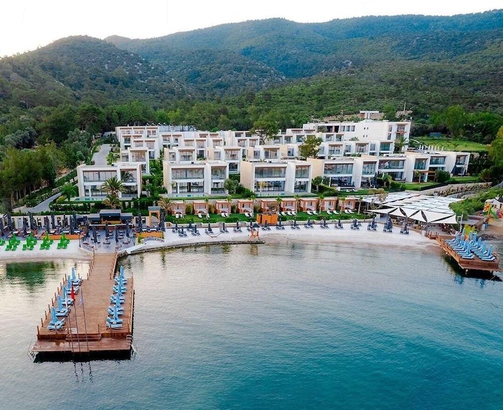 The Norm Collection Door'a Bodrum