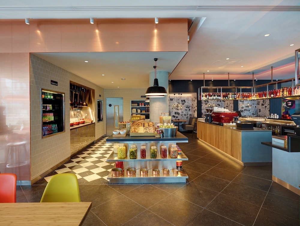 Foto de citizenM Paris la Défense