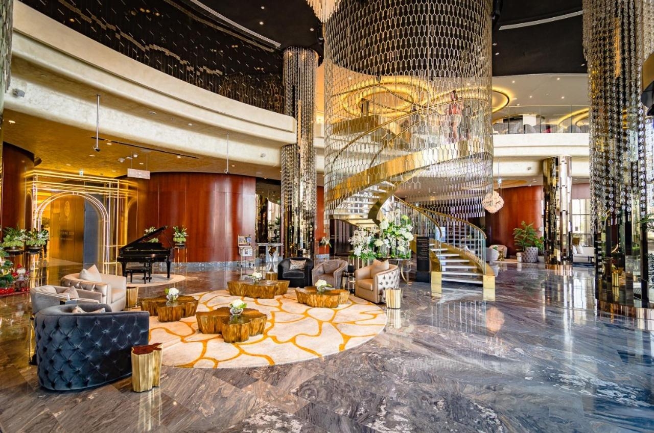 Royal Club By RVHR, Paramount Tower B, Business Bay, Dubái
