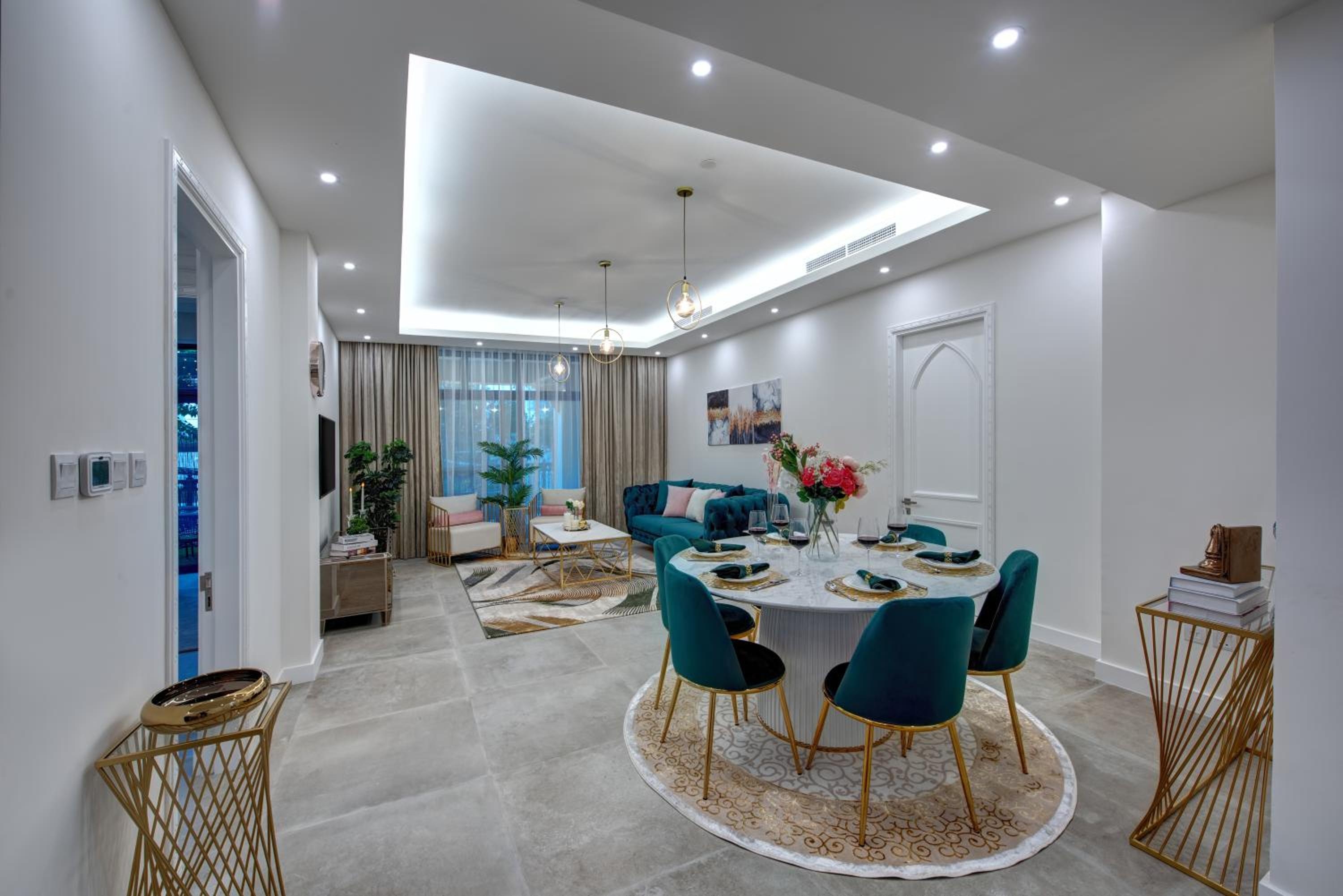 Durrani Homes - Arabian luxury at Souk Al Bahar besides Burj Khalifa & Dubai Mall, Dubái