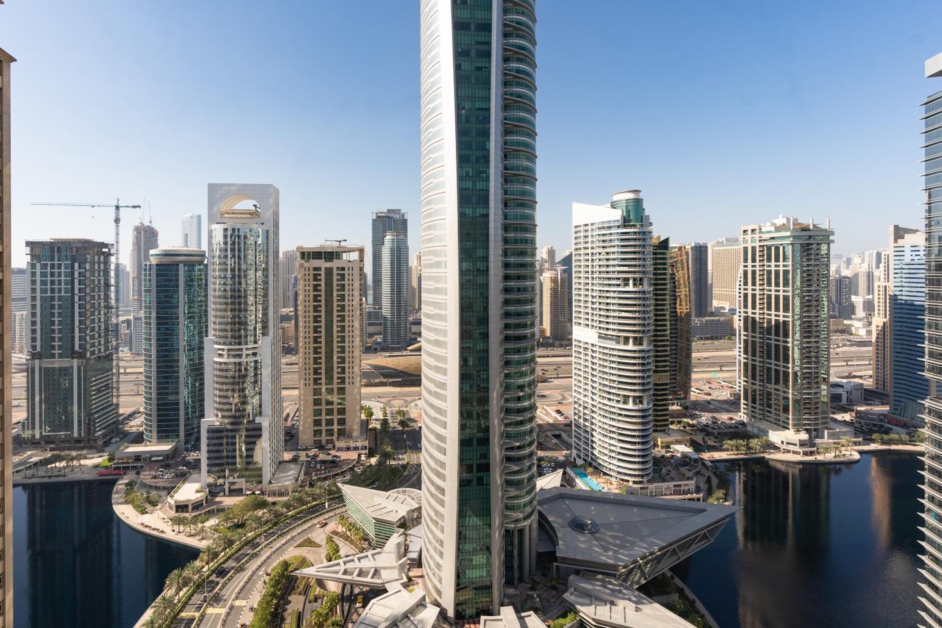 Royal Club By RVHR, Bonnington Residential Tower - JLT, Dubái
