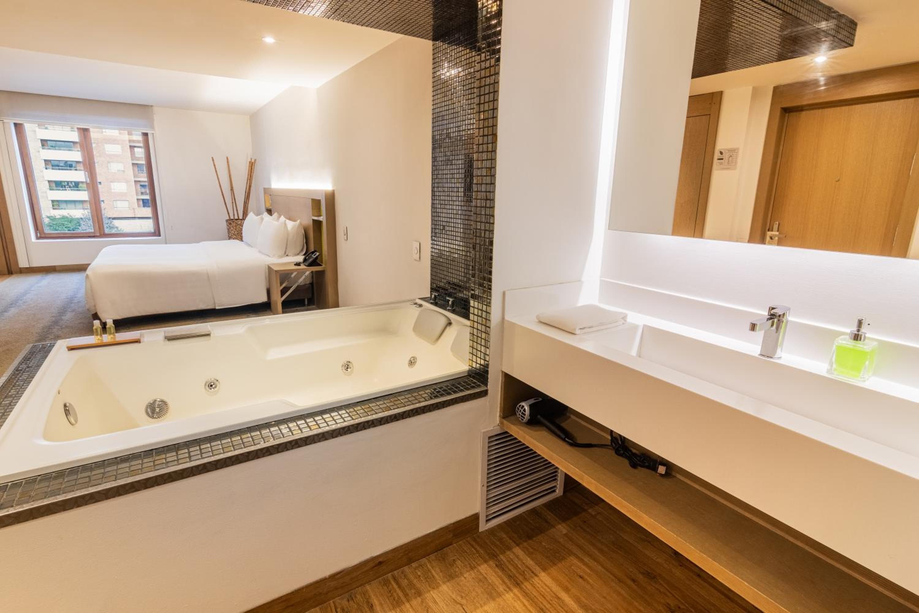 Biohotel Organic Suites Bogotá Usaquén, Bogotá