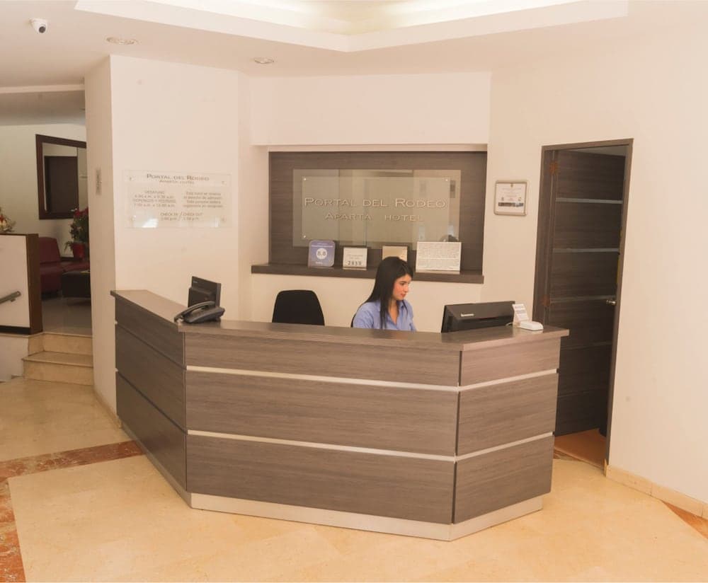 Portal del Rodeo ApartaHotel - Arkadia Mall, Medellín
