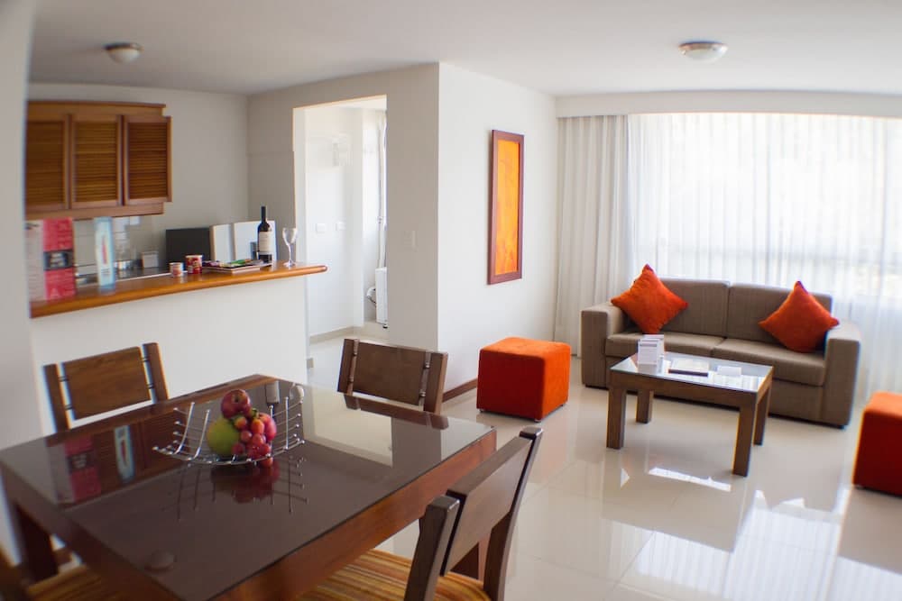 Portal del Rodeo ApartaHotel - Arkadia Mall, Medellín