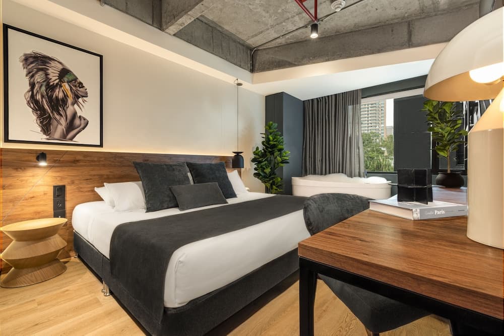 Hashtag 98 Hotel By Jalo