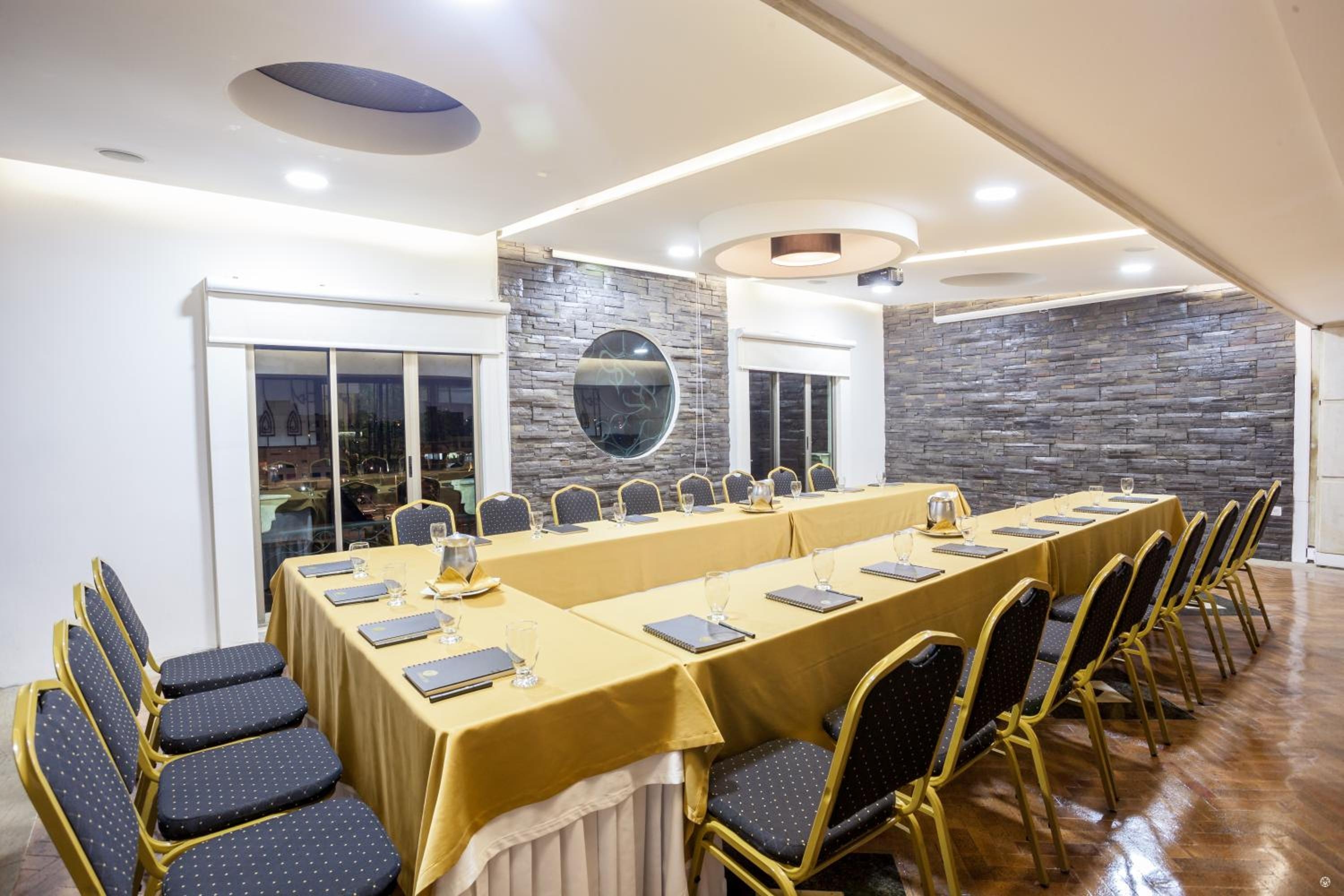 Foto de Hotel Embassy Park