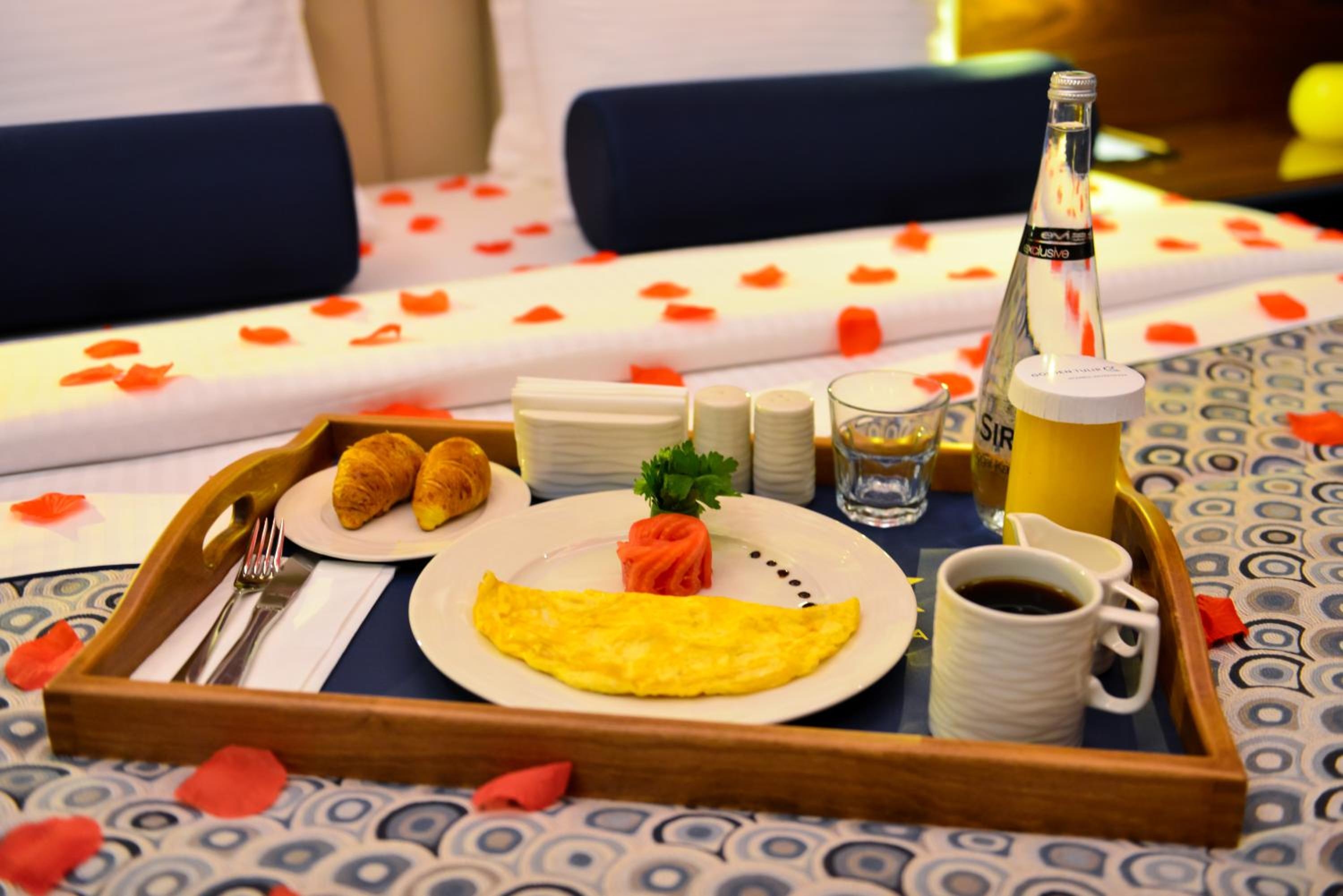 Foto de Golden Tulip Istanbul Bayrampasa