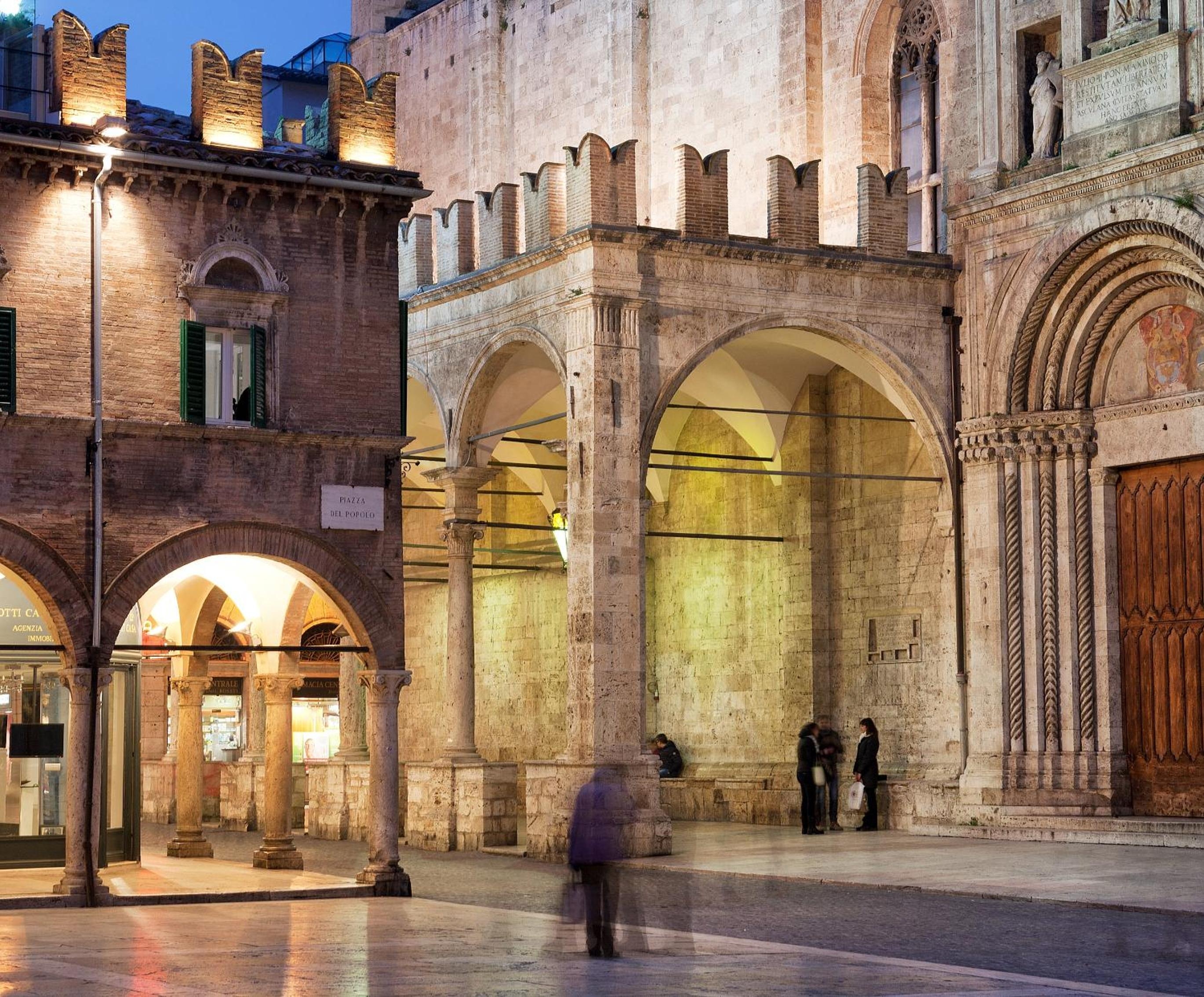 Foto de Residenza dei Capitani - Piazza del Popolo