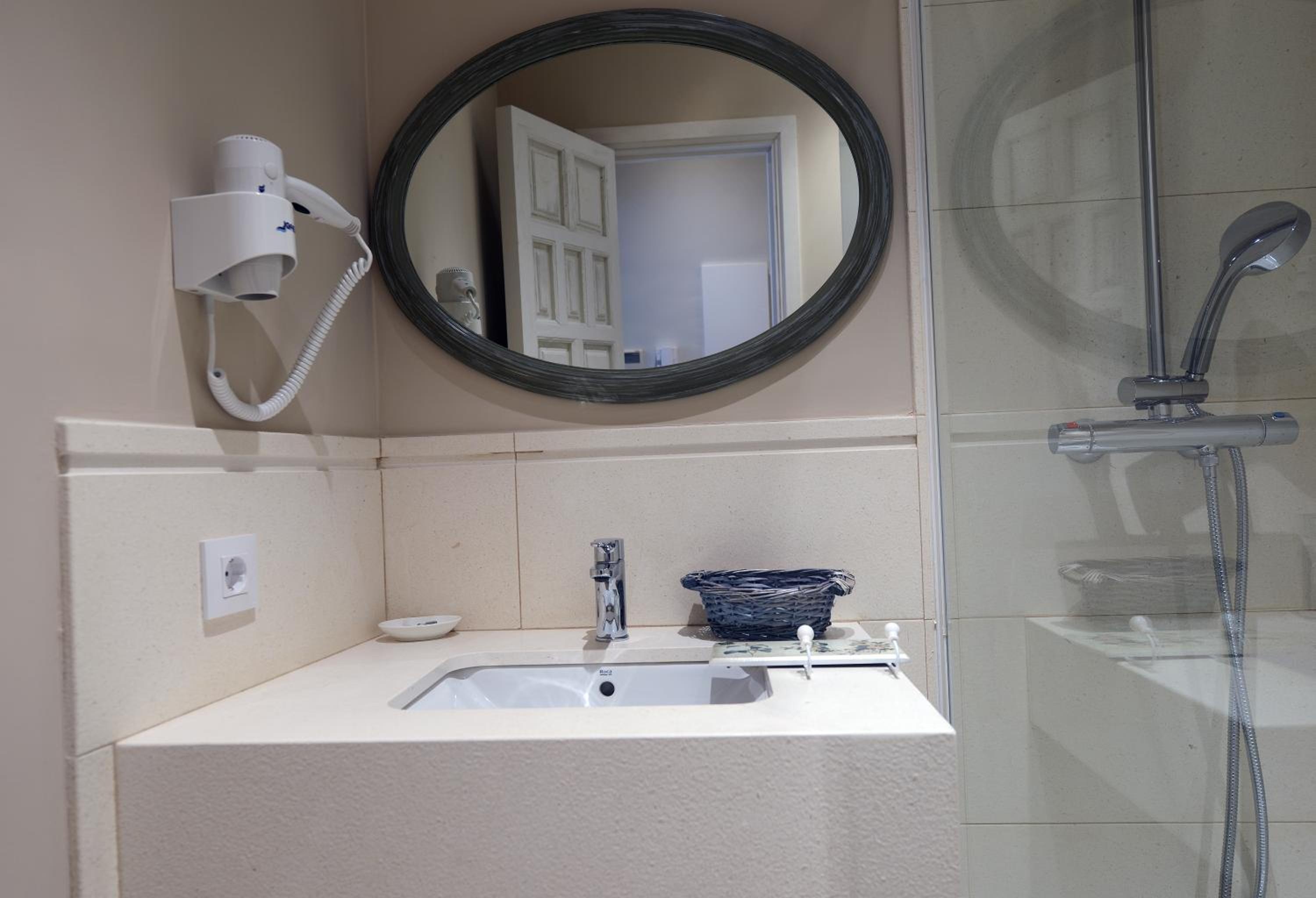 Foto de ApartaSuites Alberca Deluxe