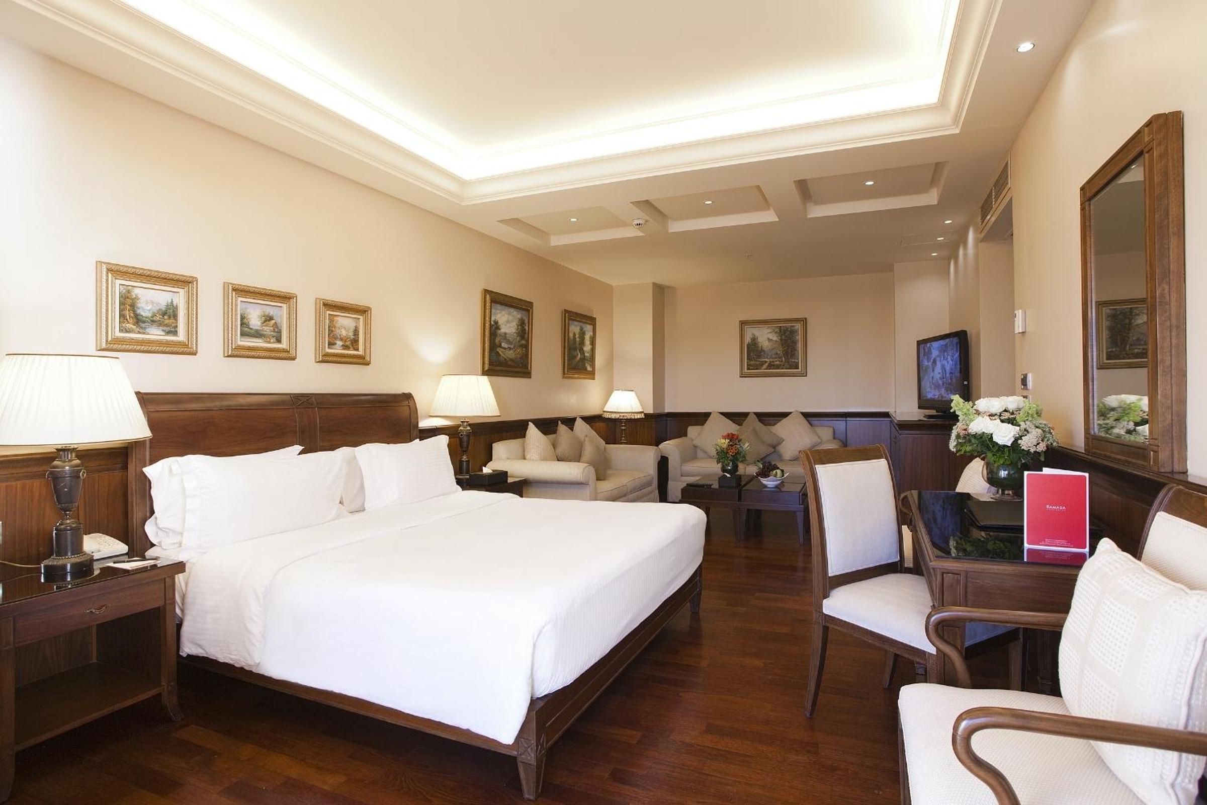 Foto de Ramada Plaza by Wyndham Beirut Raouche