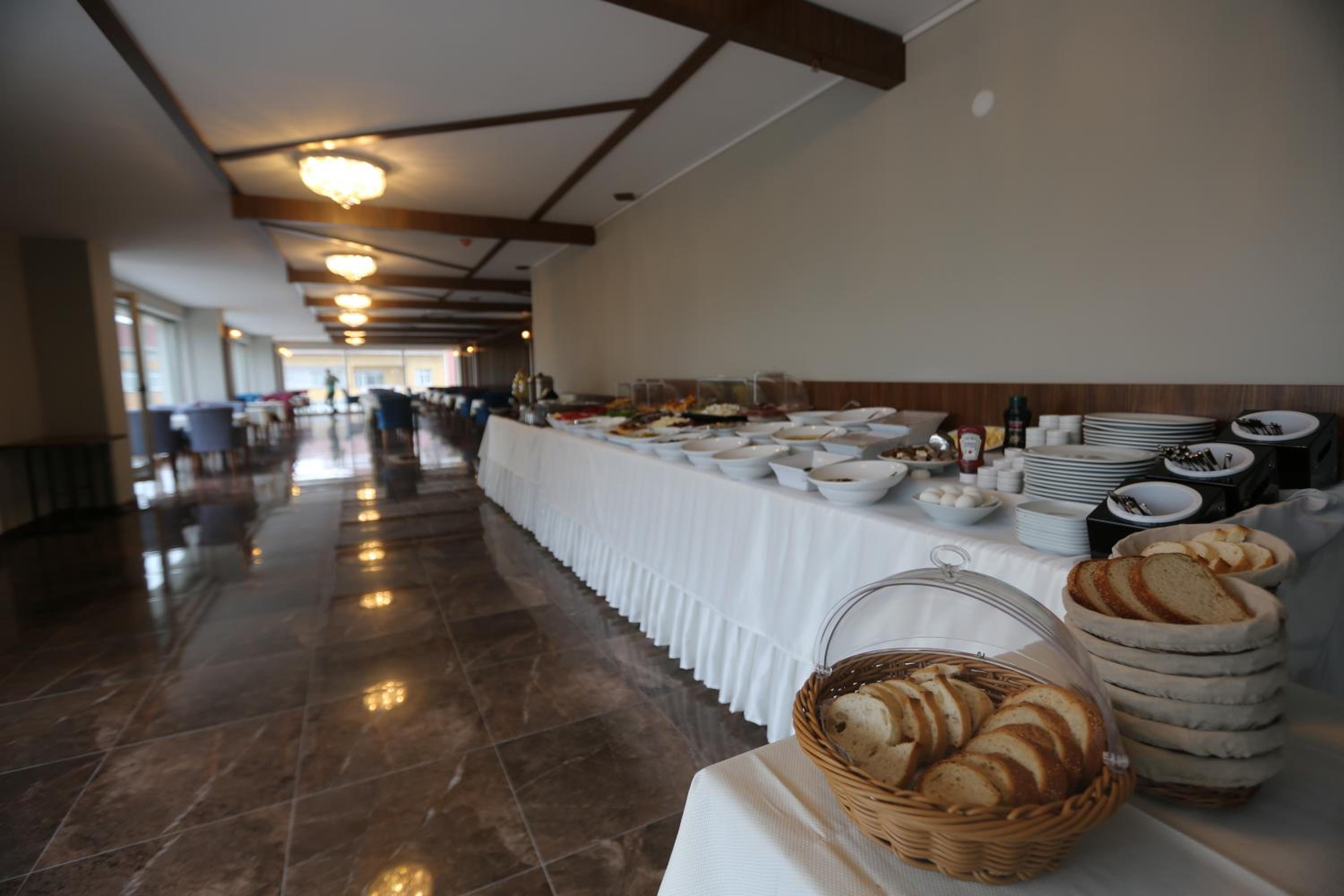 Foto de TEVETOGLU HOTEL