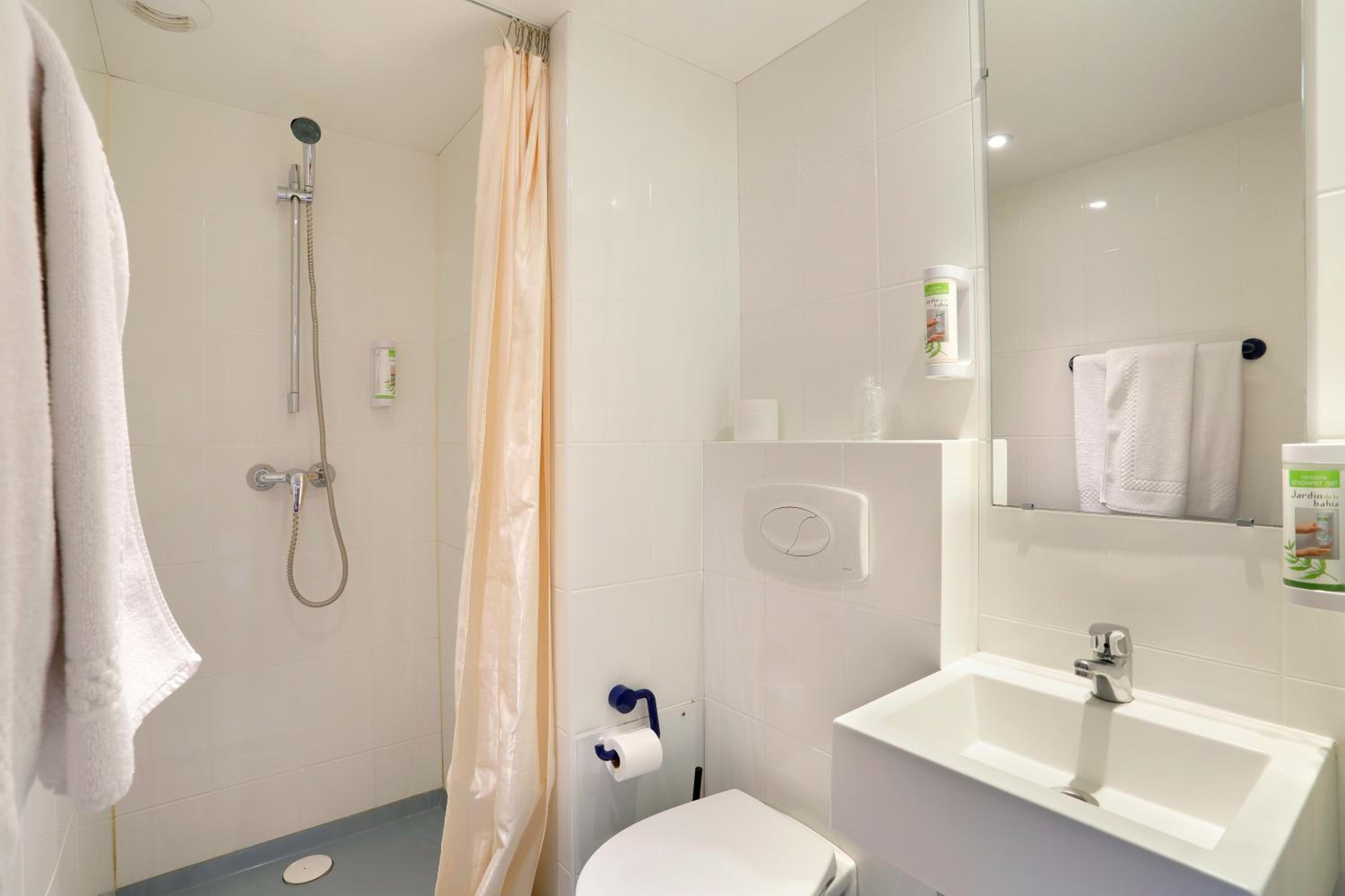 Foto de Grand Hotel Sénia - Paris Orly Airport