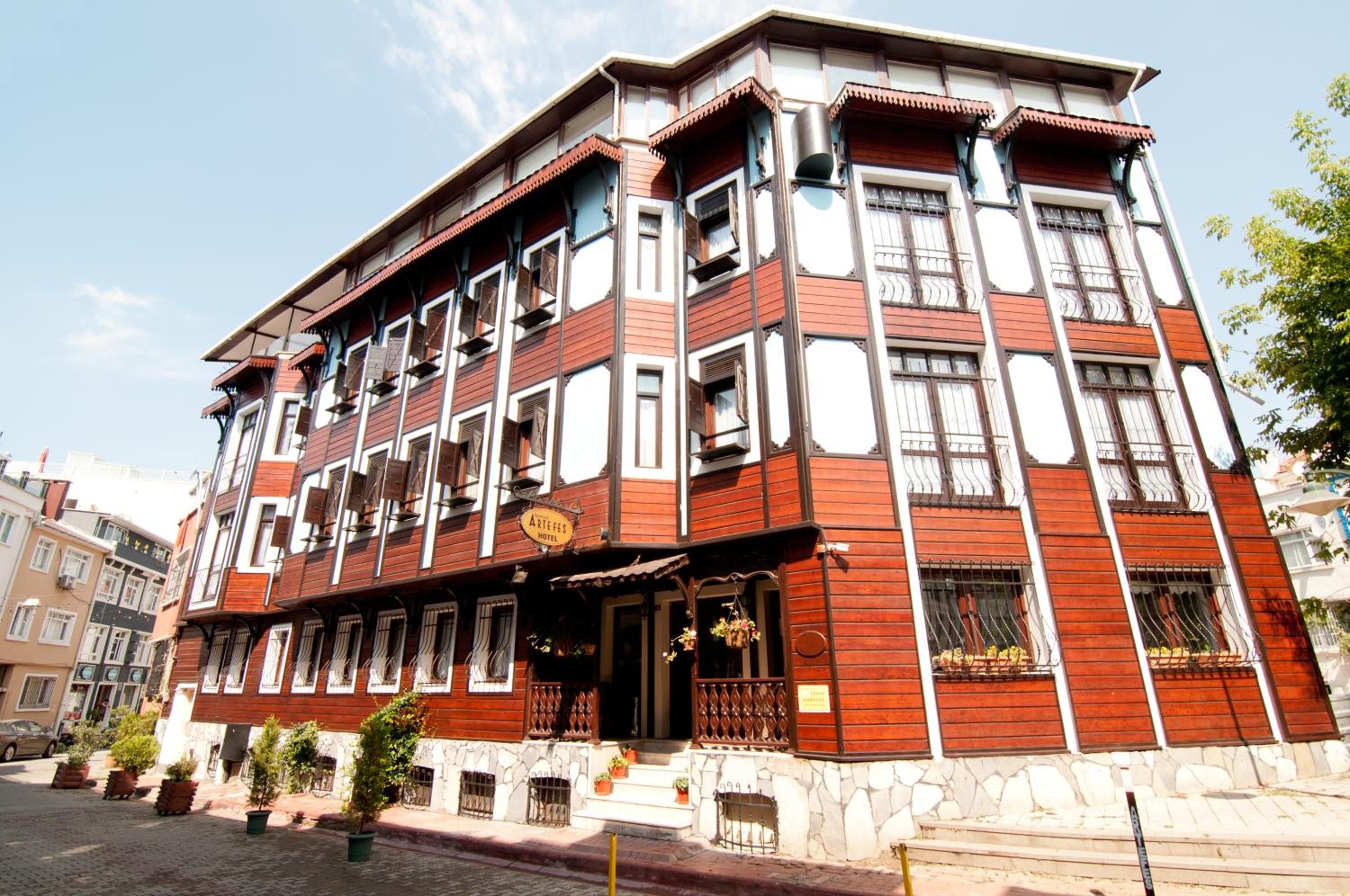 Artefes Hotel Old City& Spa