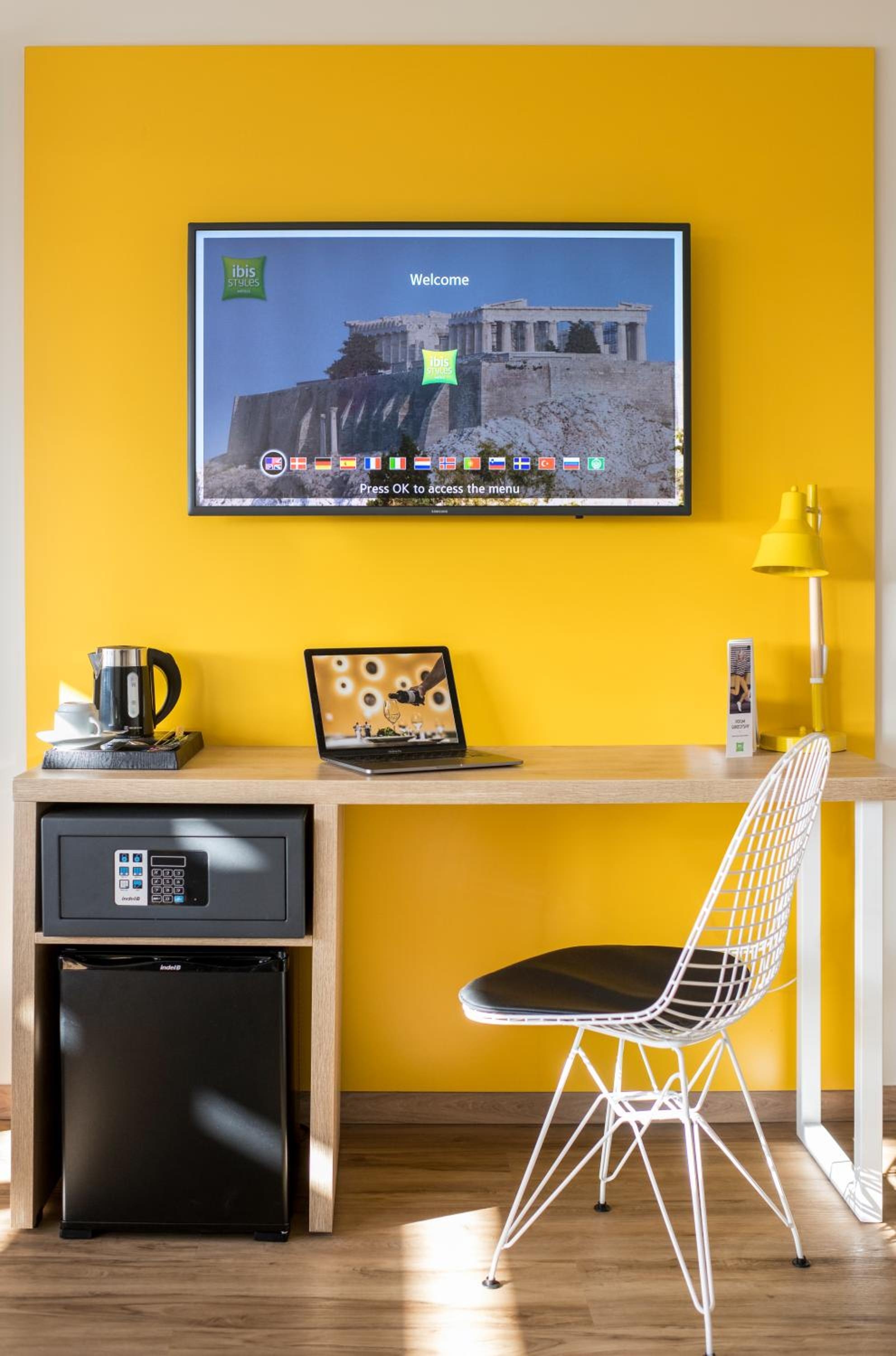 Foto de ibis Styles Athens Routes