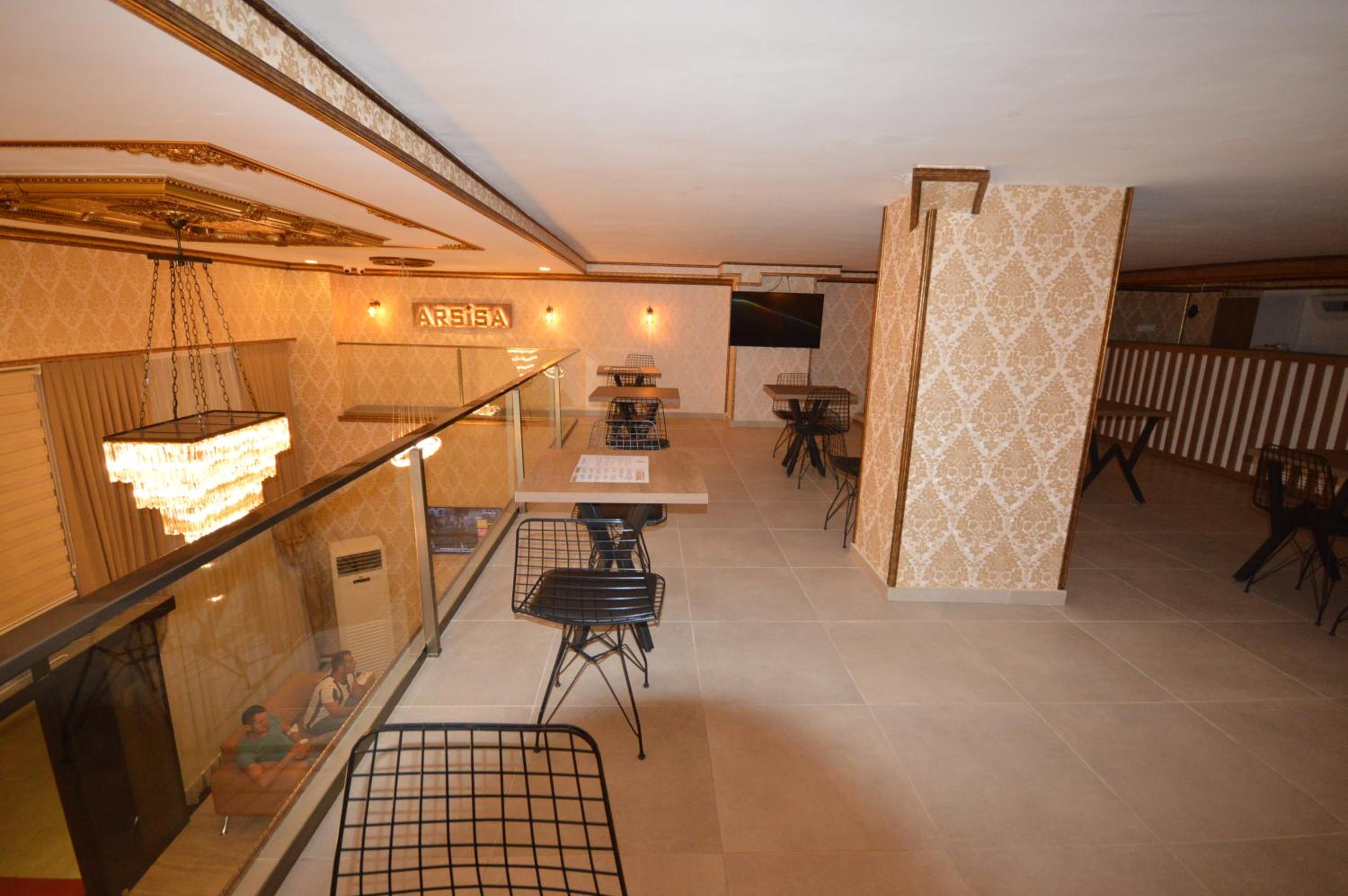 Arsisa Hotel