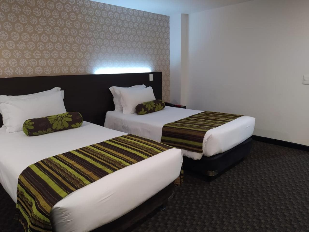 Hotel Castellana 95 Bogota By Hoteles Confort 80, Bogotá