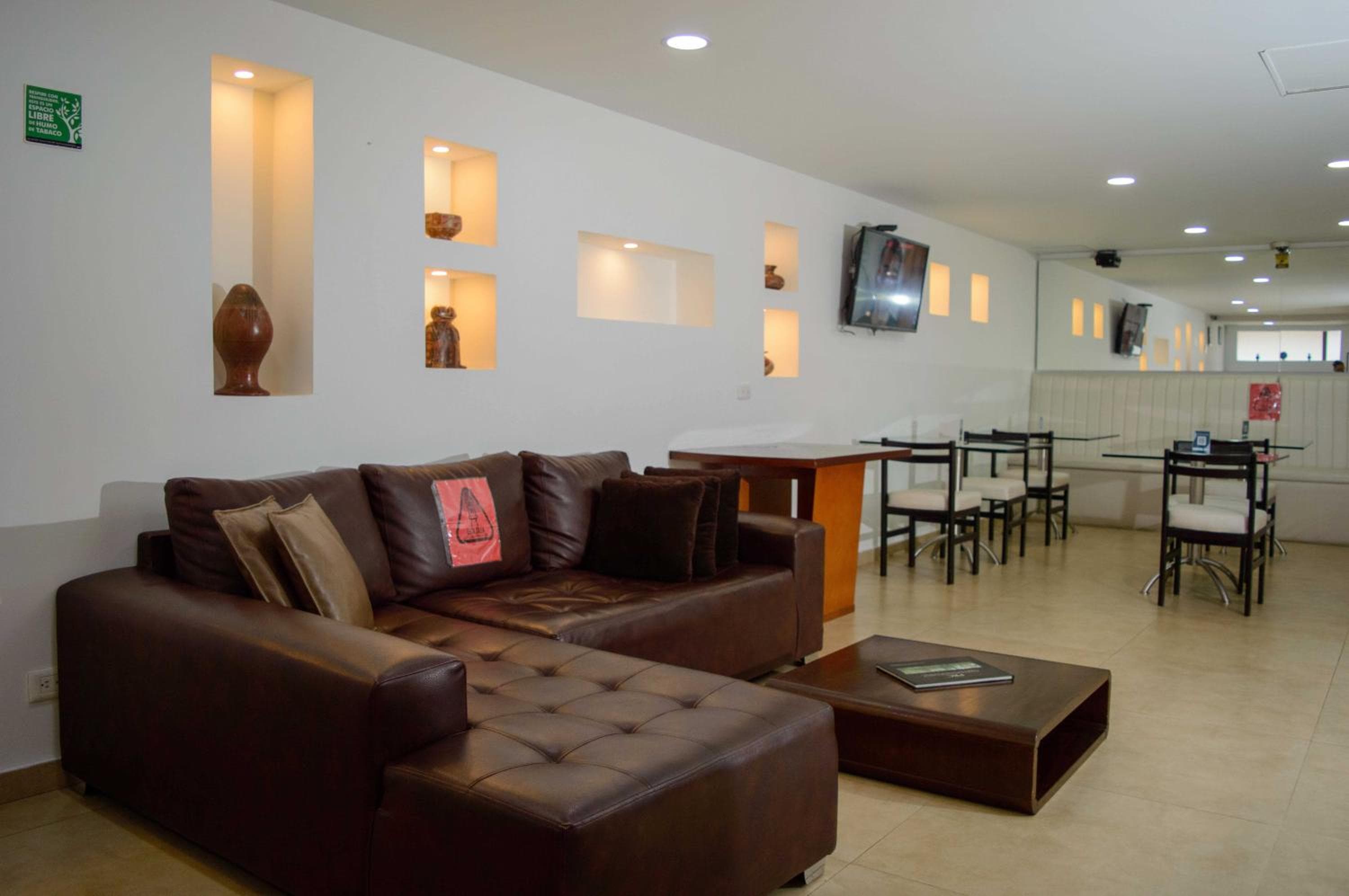 Hotel Castellana 95 Bogota By Hoteles Confort 80, Bogotá