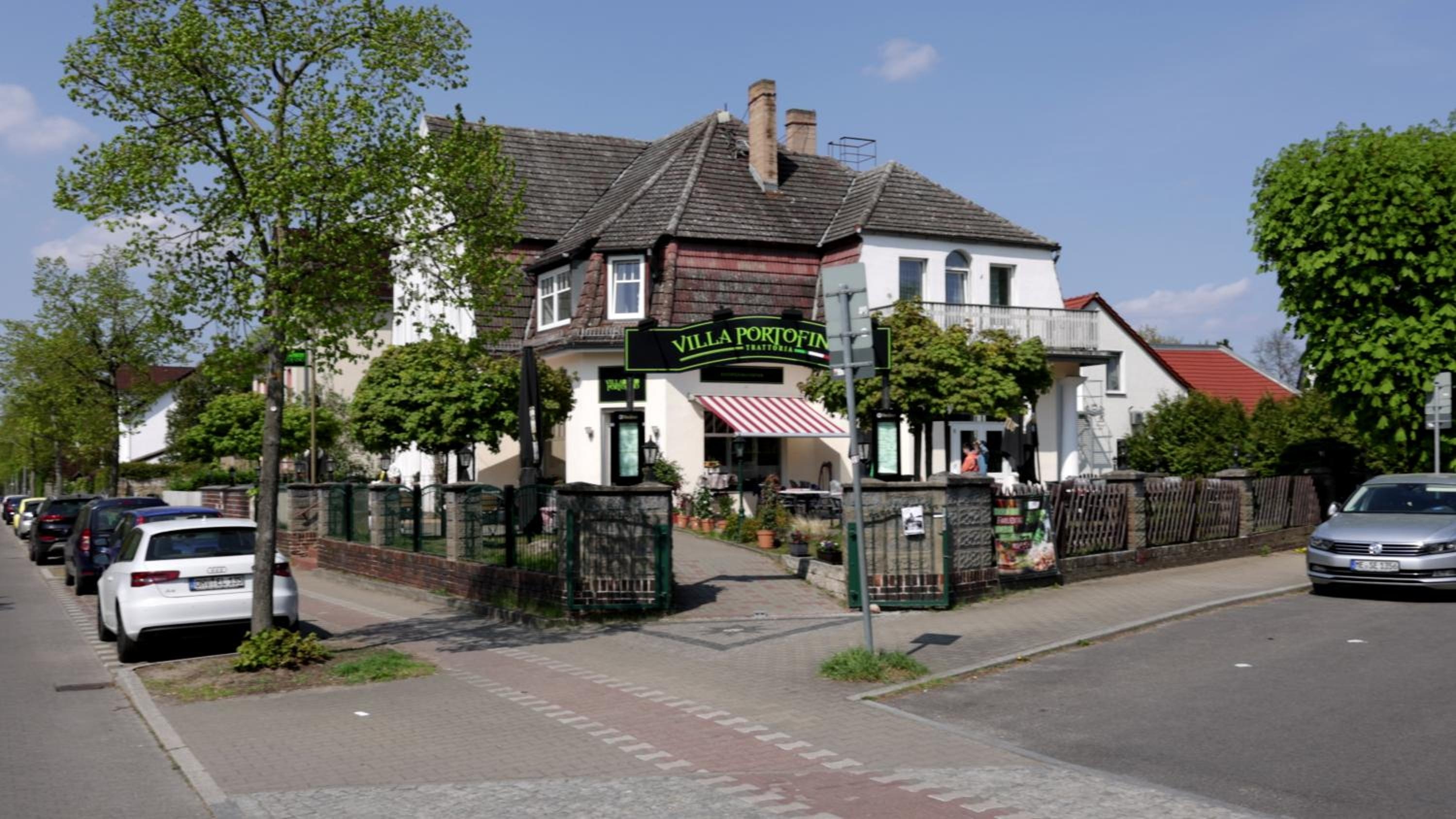 Lovely Hohen Neuendorf