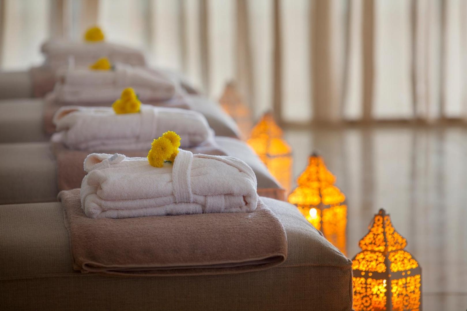 Foto de King Evelthon Beach Hotel & Resort