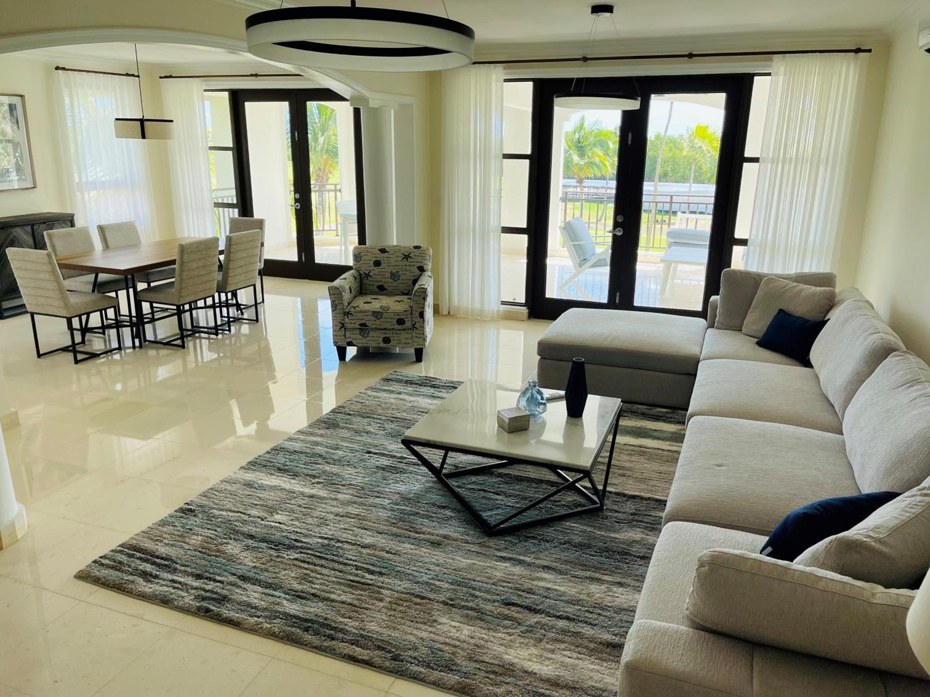 Foto de The Country Club Residences at Grand Reserve