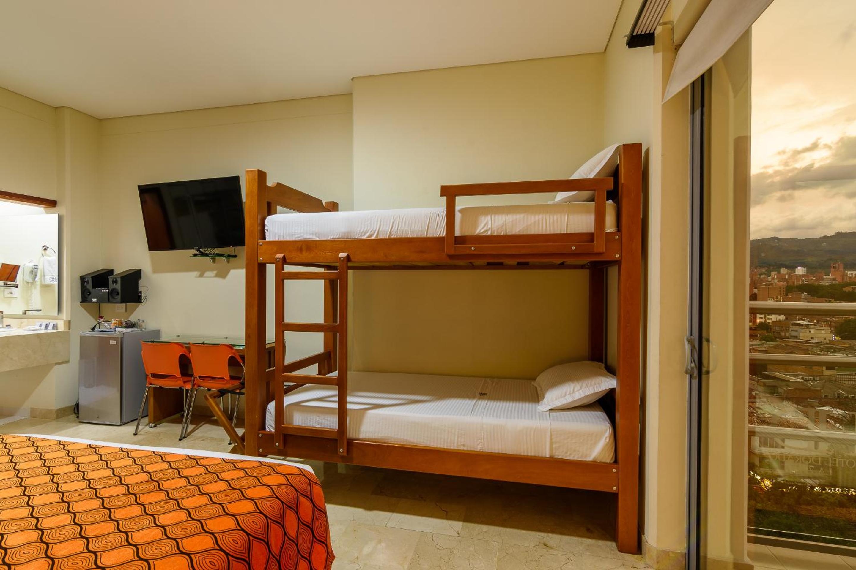 Hotel Dorado La 70, Laureles