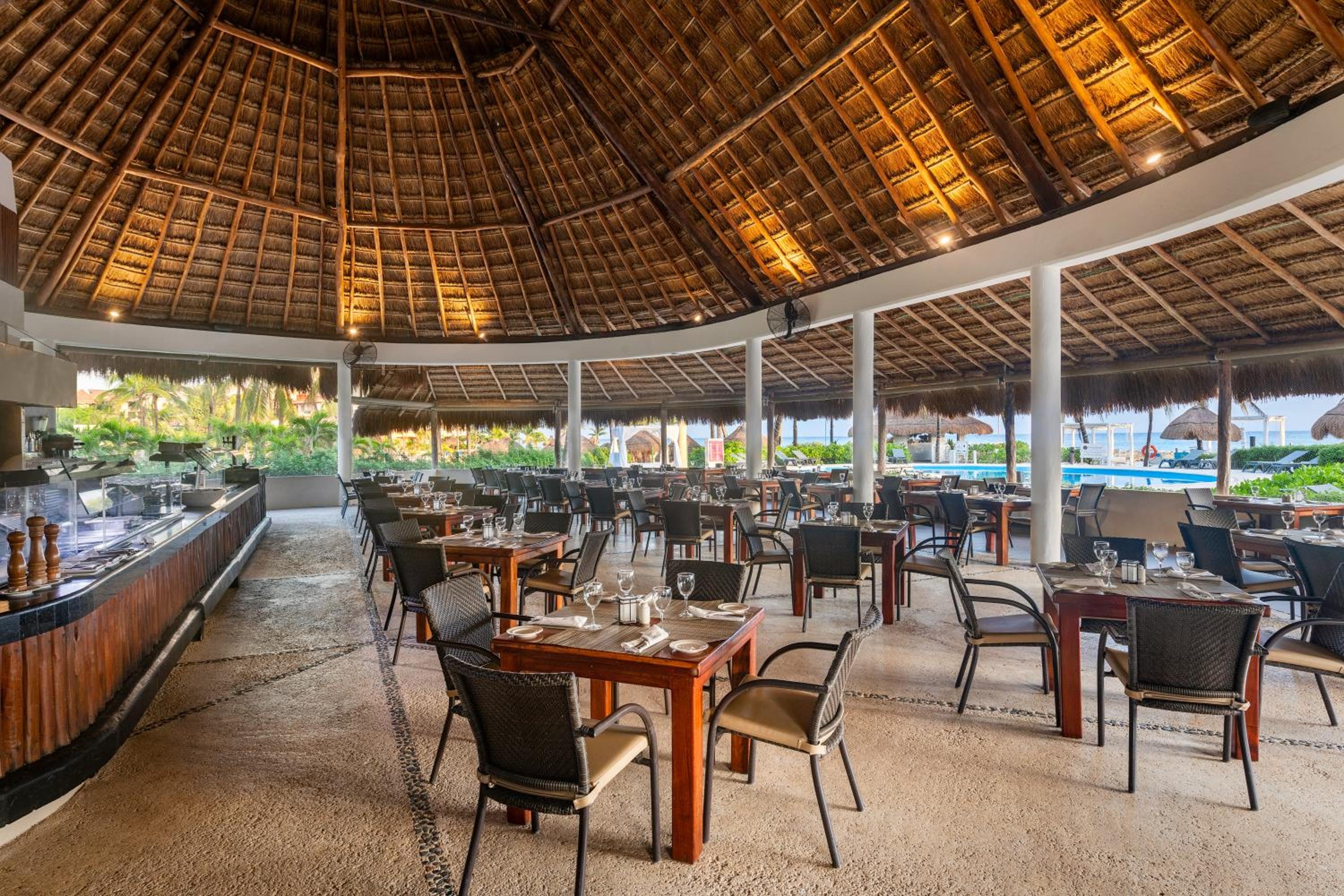 Foto de Catalonia Yucatan Beach - All Inclusive