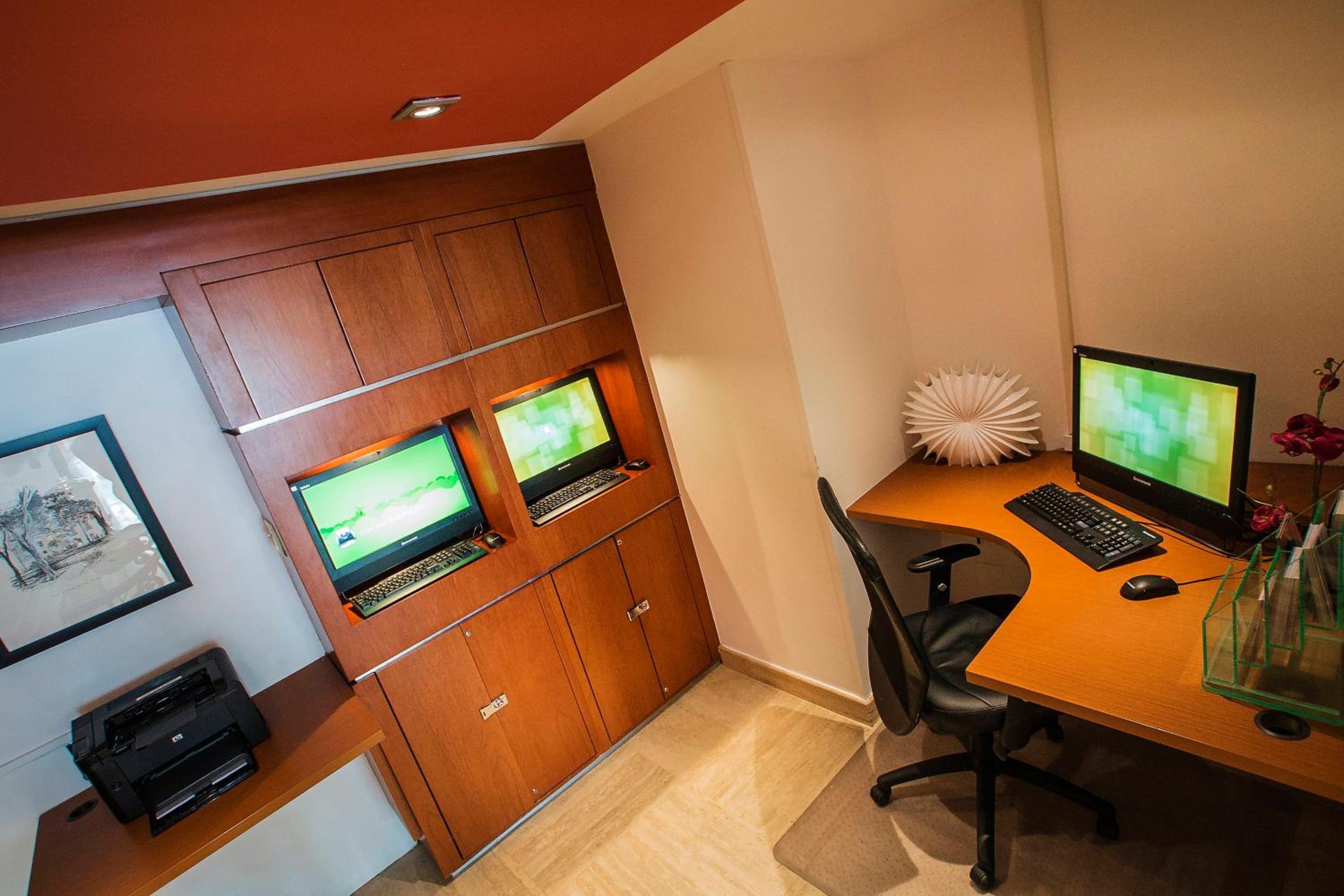 Foto de Courtyard by Marriott San Juan Miramar