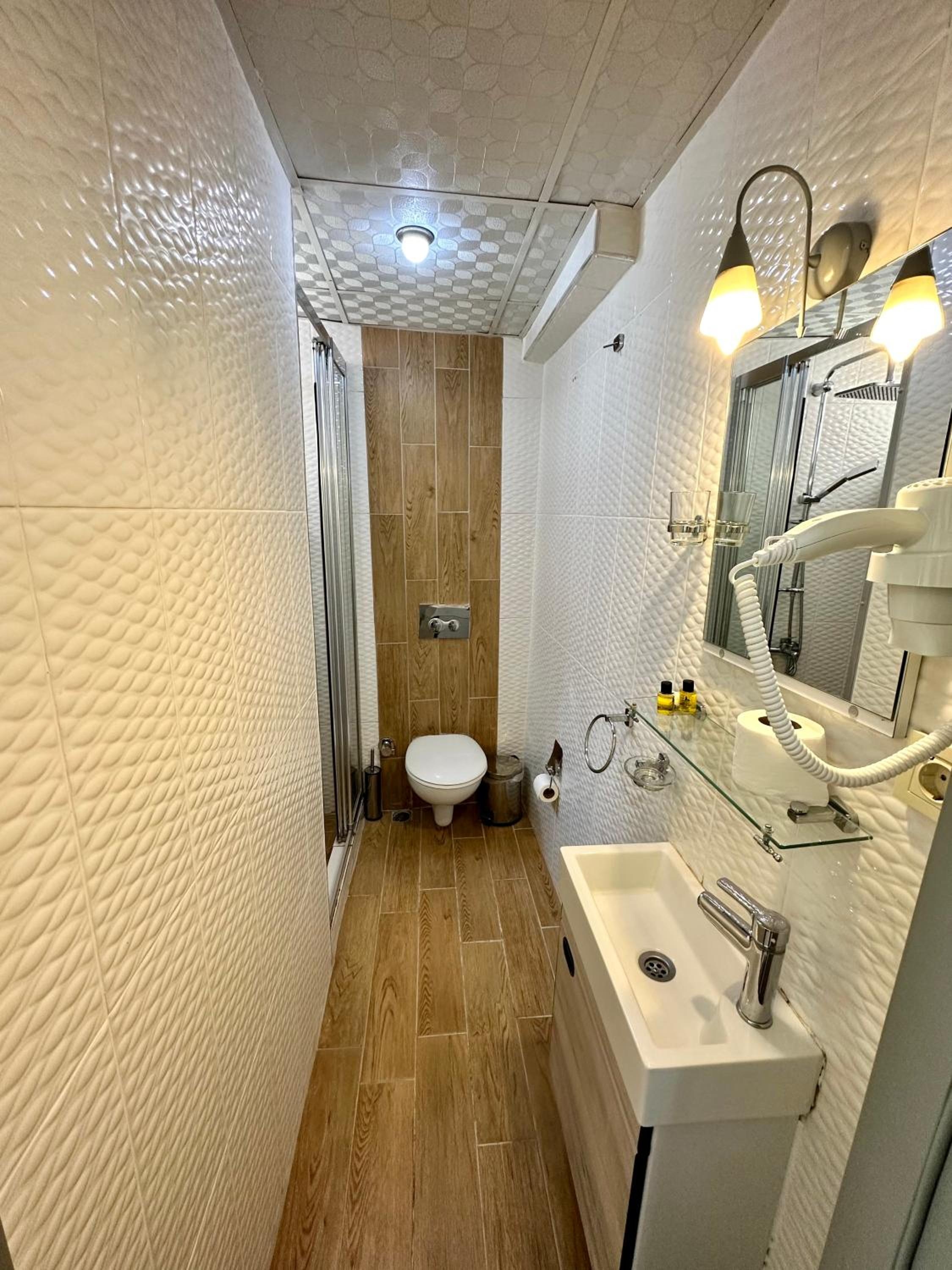 Foto de Crowned Plus Hotel