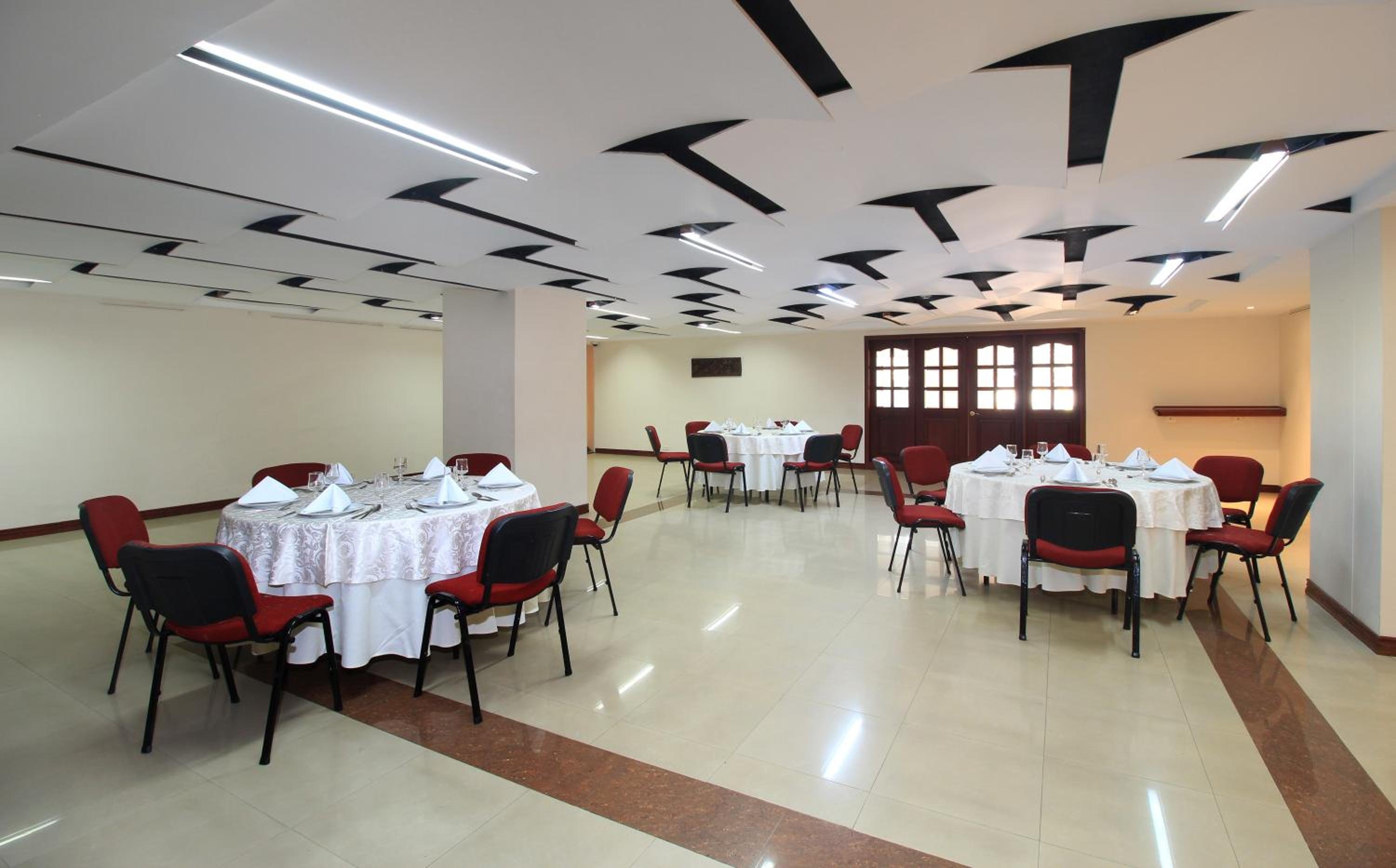 Foto de Hotel Windsor House Inn By GEH Suites