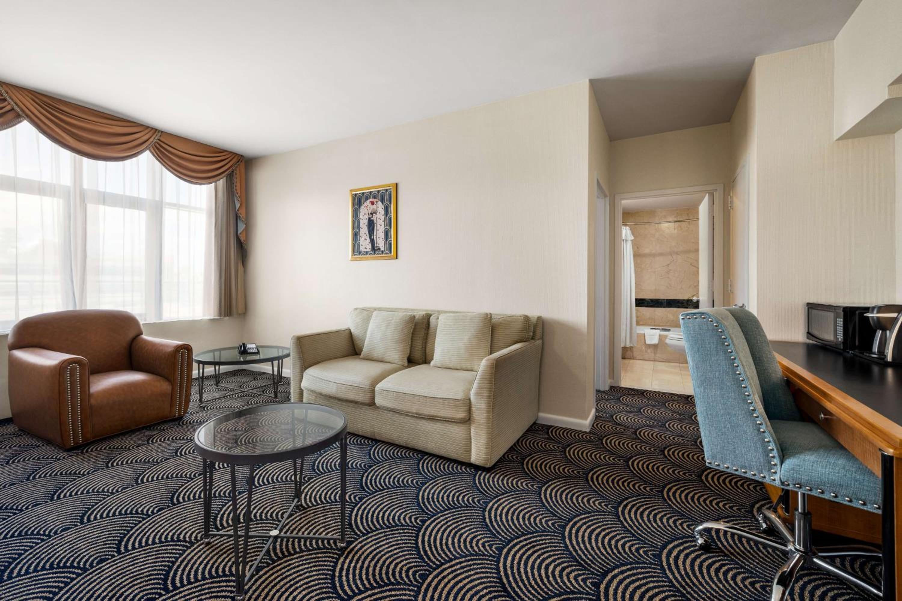 Foto de Inn at Great Neck, WorldHotels Crafted