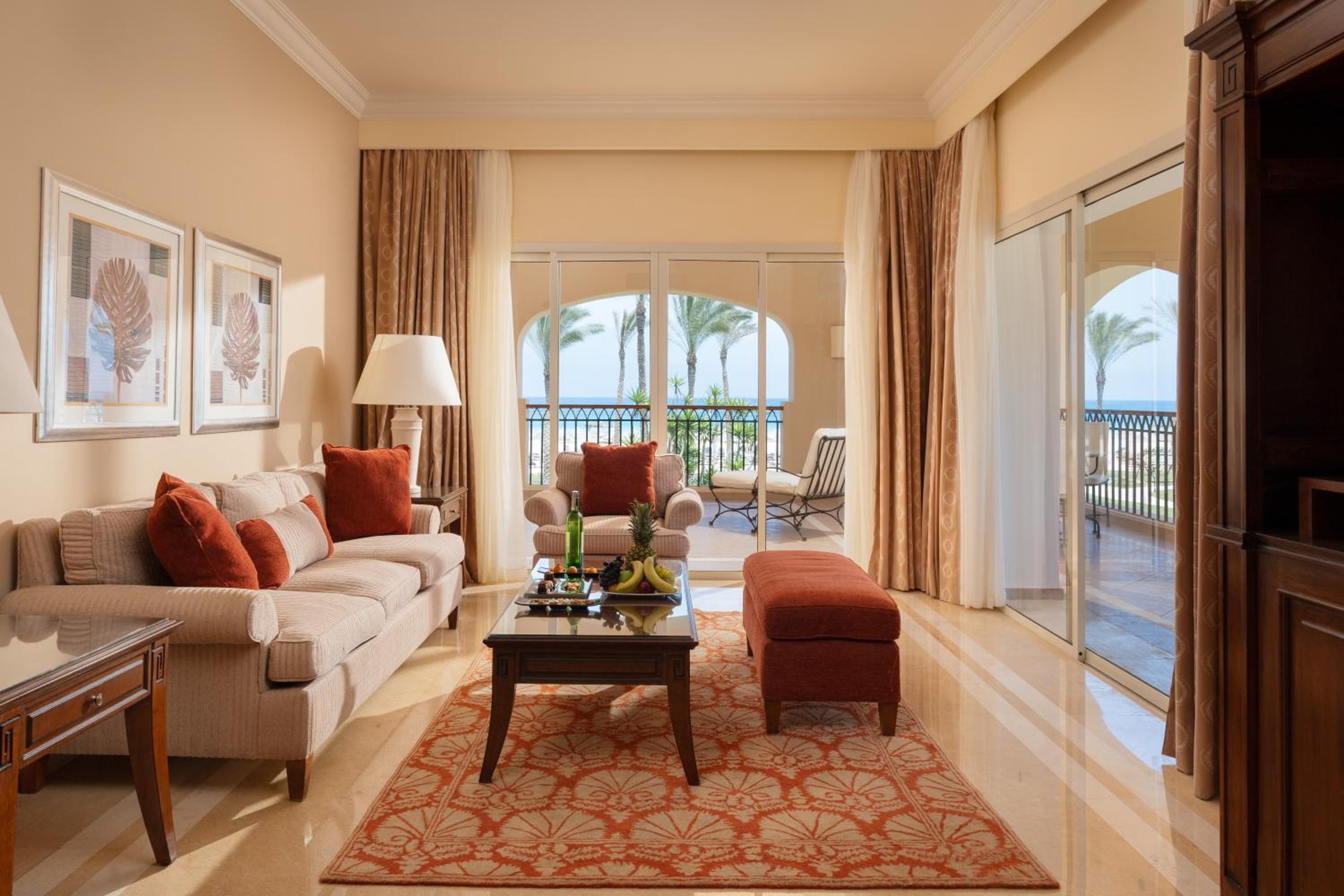 Foto de JAZ Almaza Beach Resort, Almaza Bay