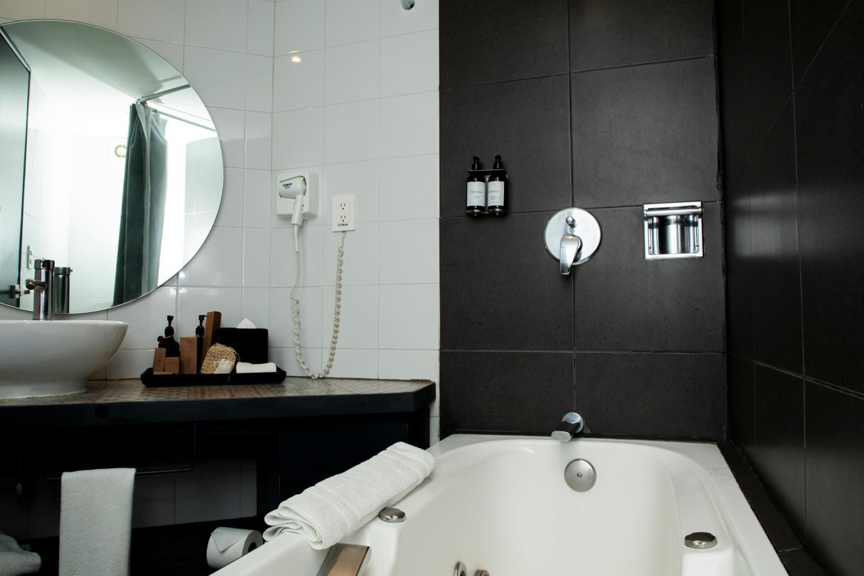Foto de Hotel B Urban Xaman by Fontán Reforma