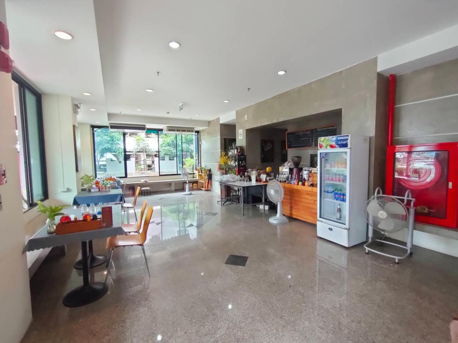 Foto de Komol Residence Bangkok