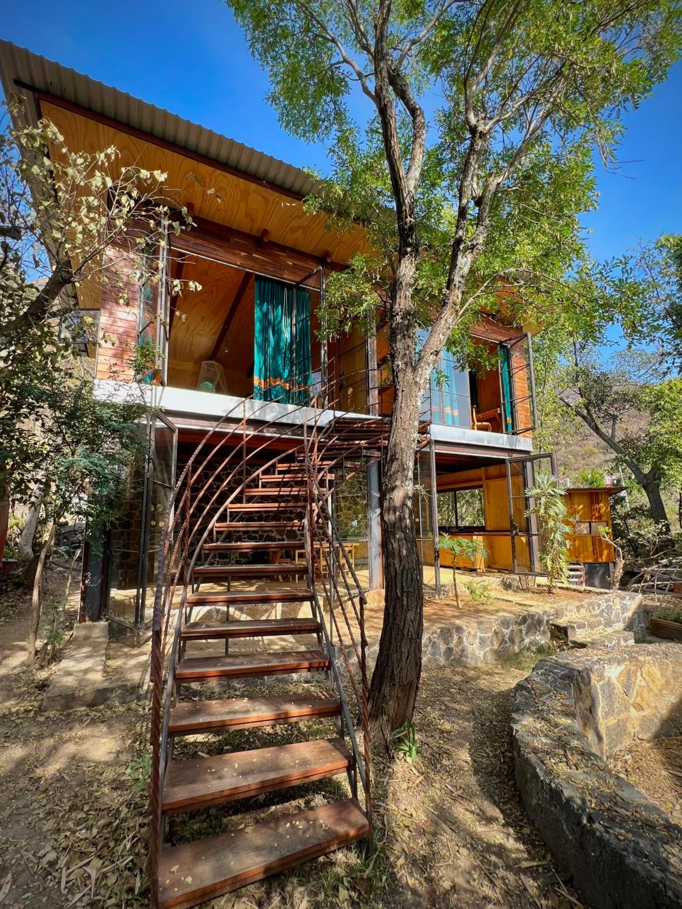 Foto de Santuario Ave Fénix-Cabañas