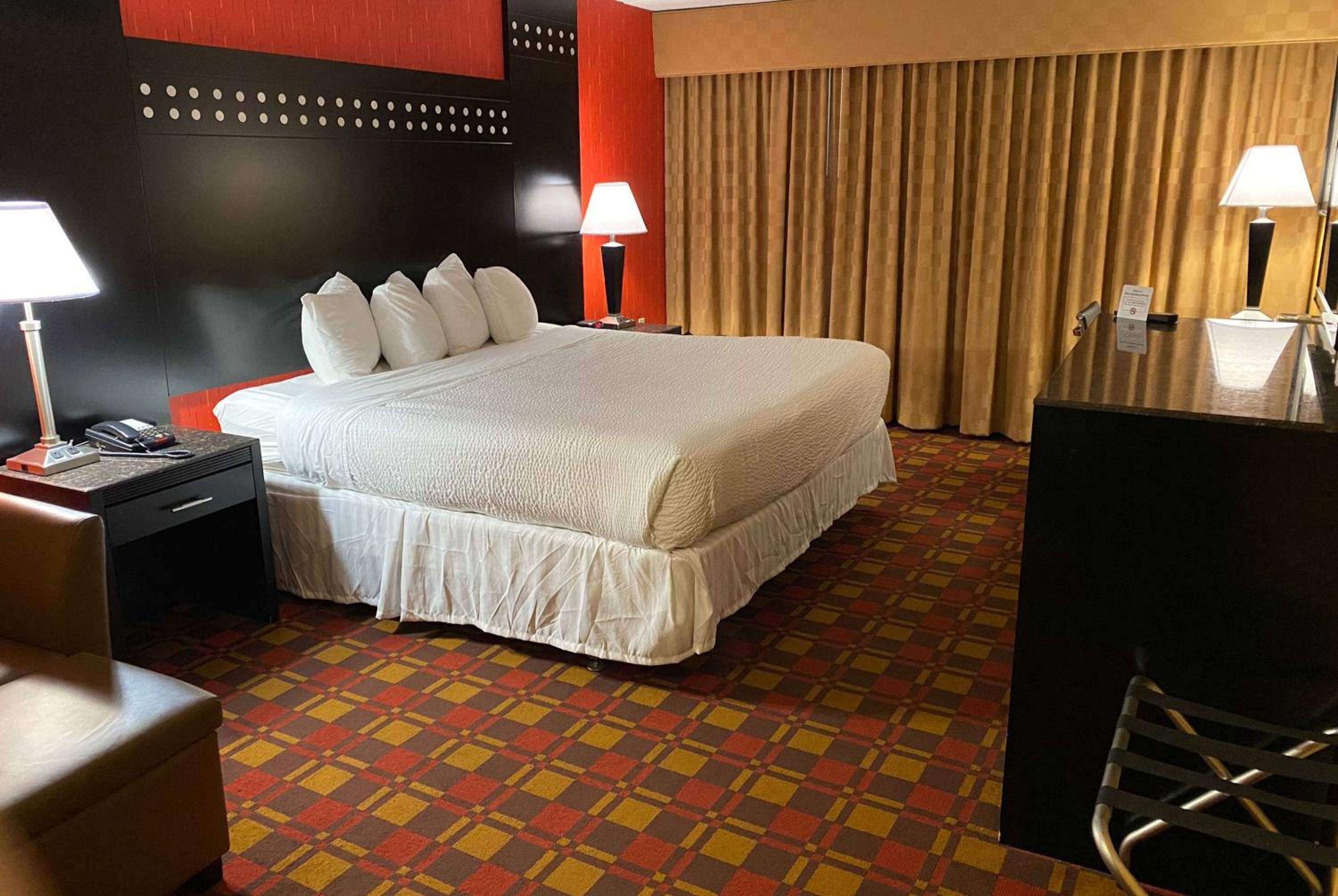 Foto de Ramada by Wyndham Rochelle Park Near Paramus