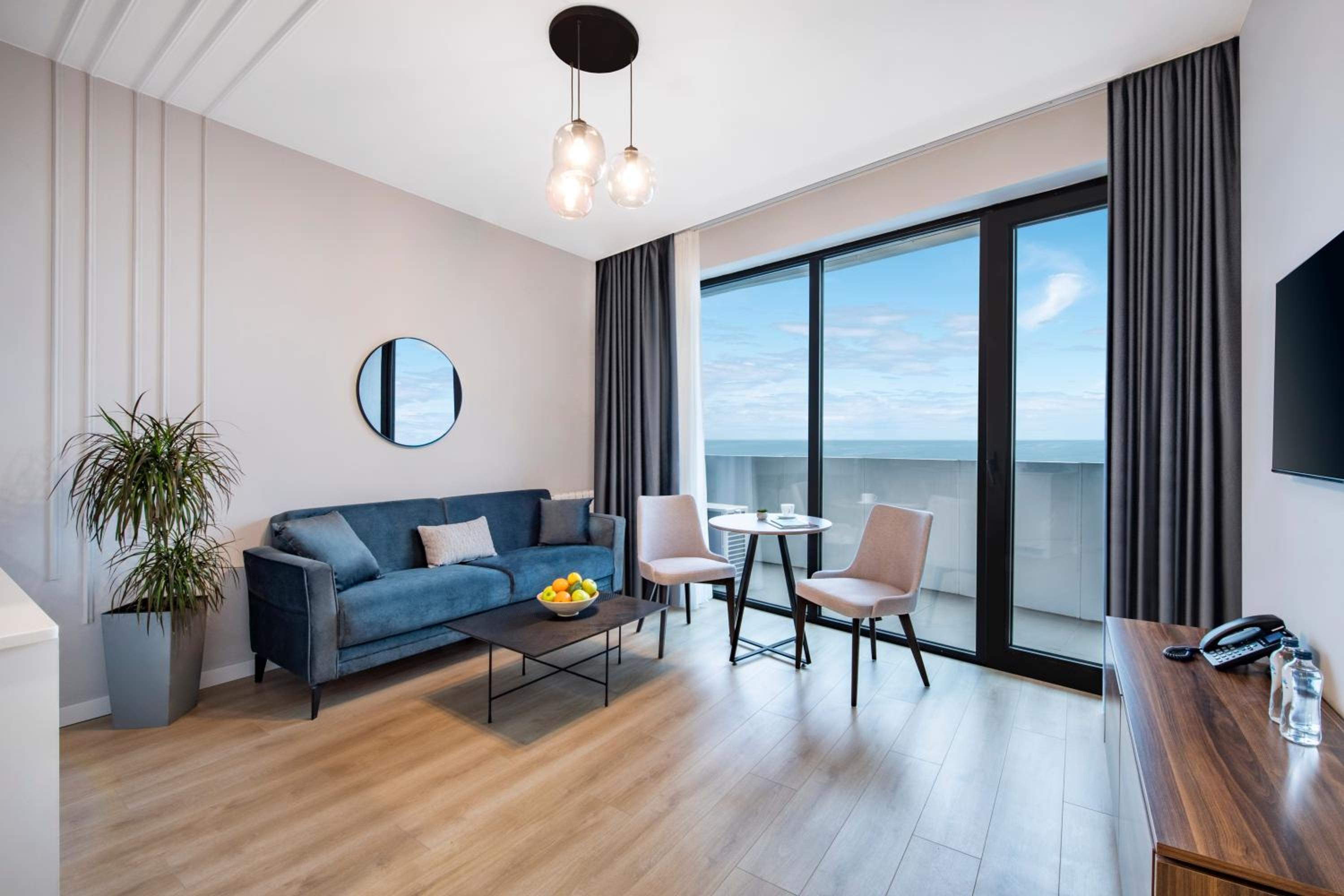 Foto de STEPS Batumi Hotel & Suites