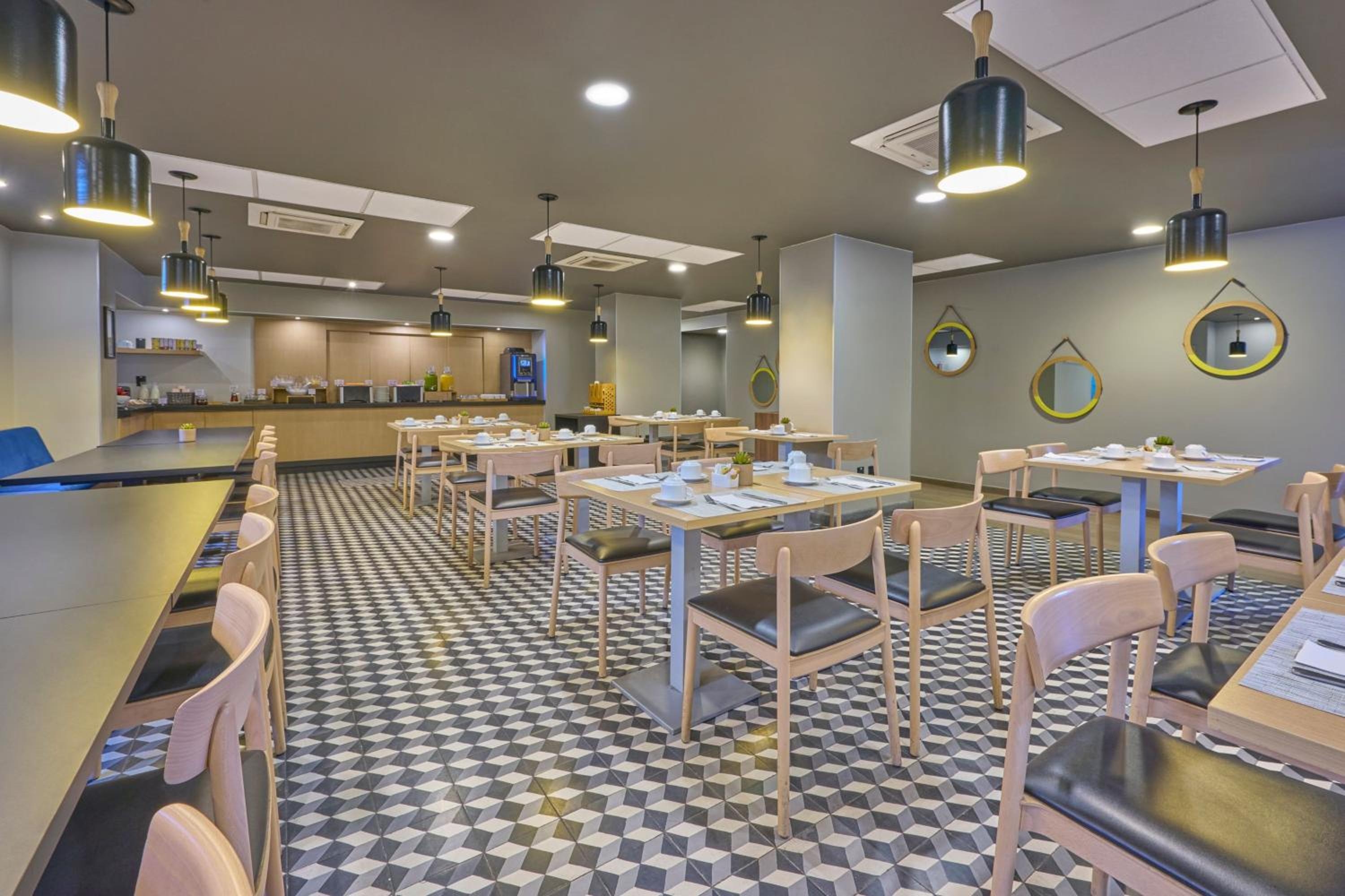 Foto de City Express Plus by Marriott Ciudad de México Periférico Sur Tlalpan