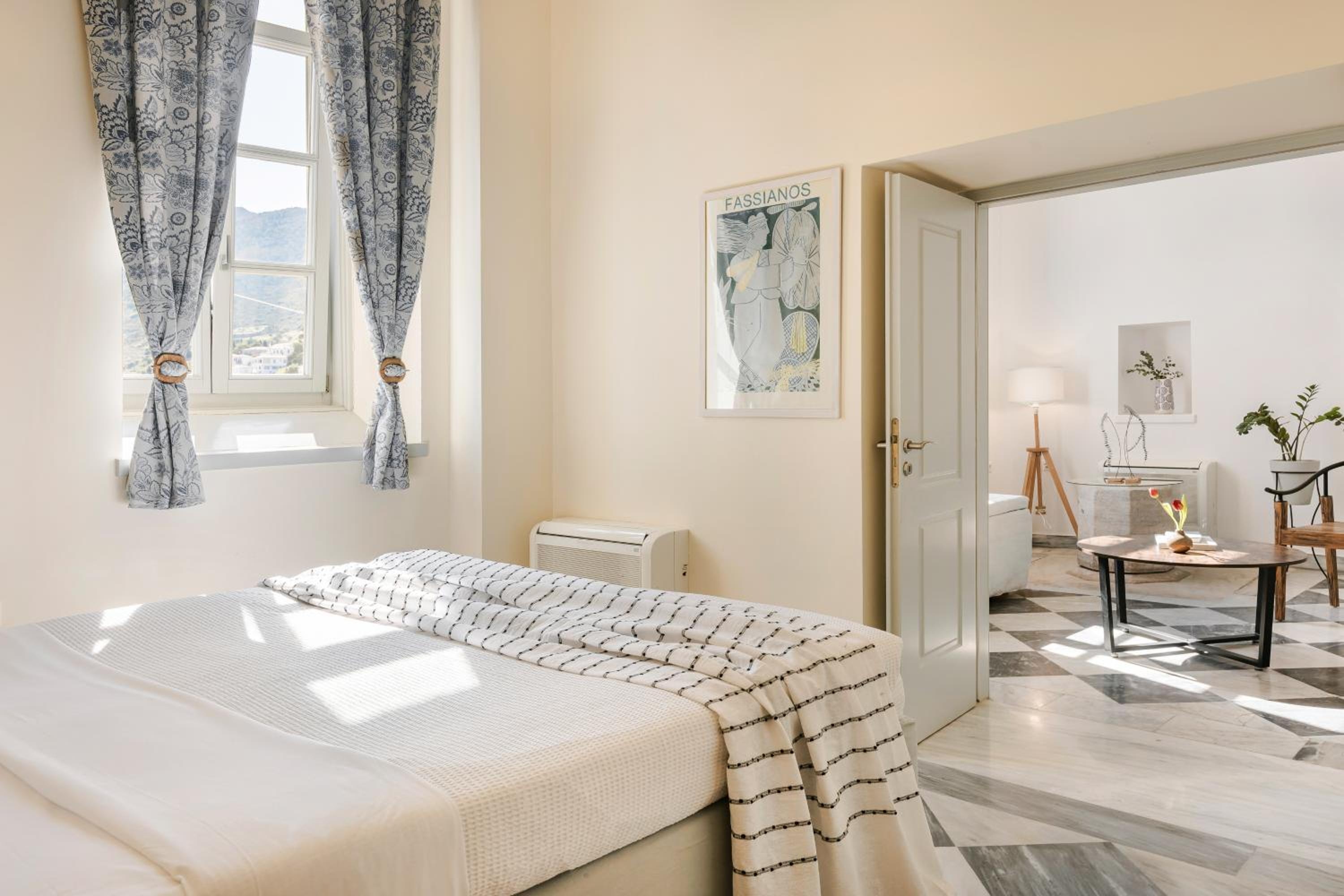 Foto de Hydra Hotel