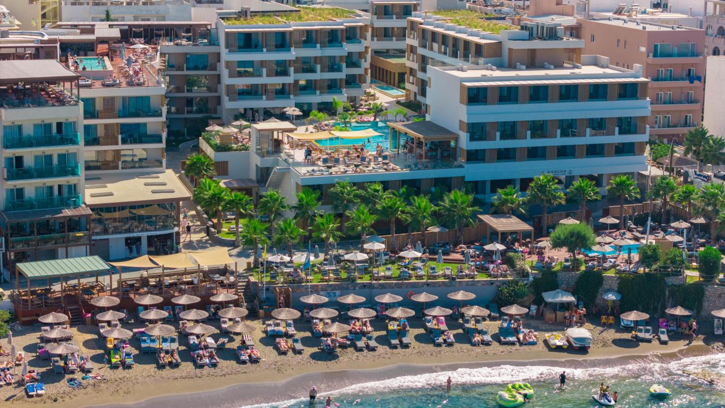 Foto de AKASHA Beach Hotel & Spa