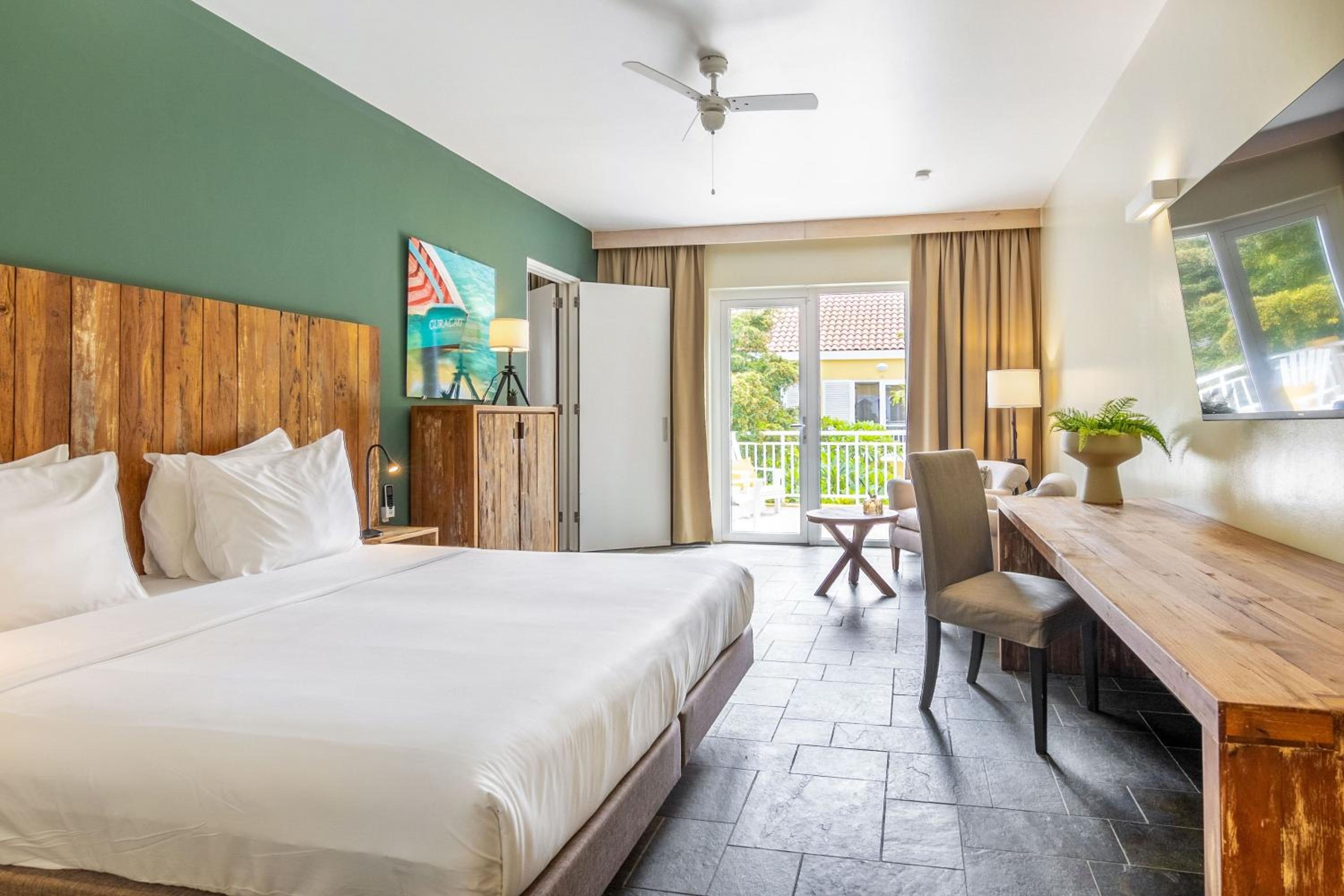Foto de Bayside Boutique Hotel - Blue Bay Golf & Beach Resort