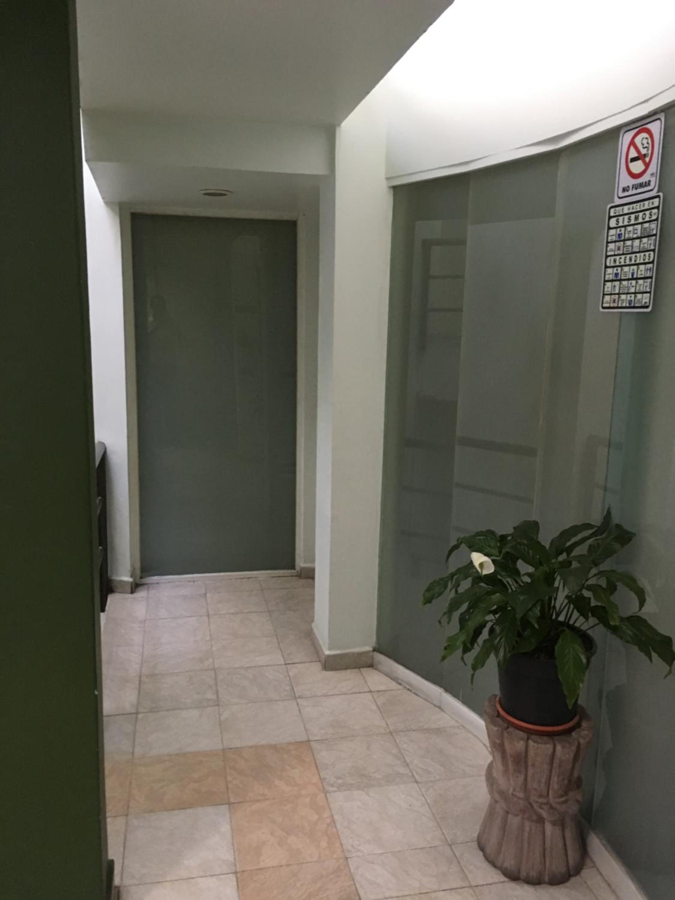 Foto de Grupo Kings Suites - Bosques de Duraznos 78