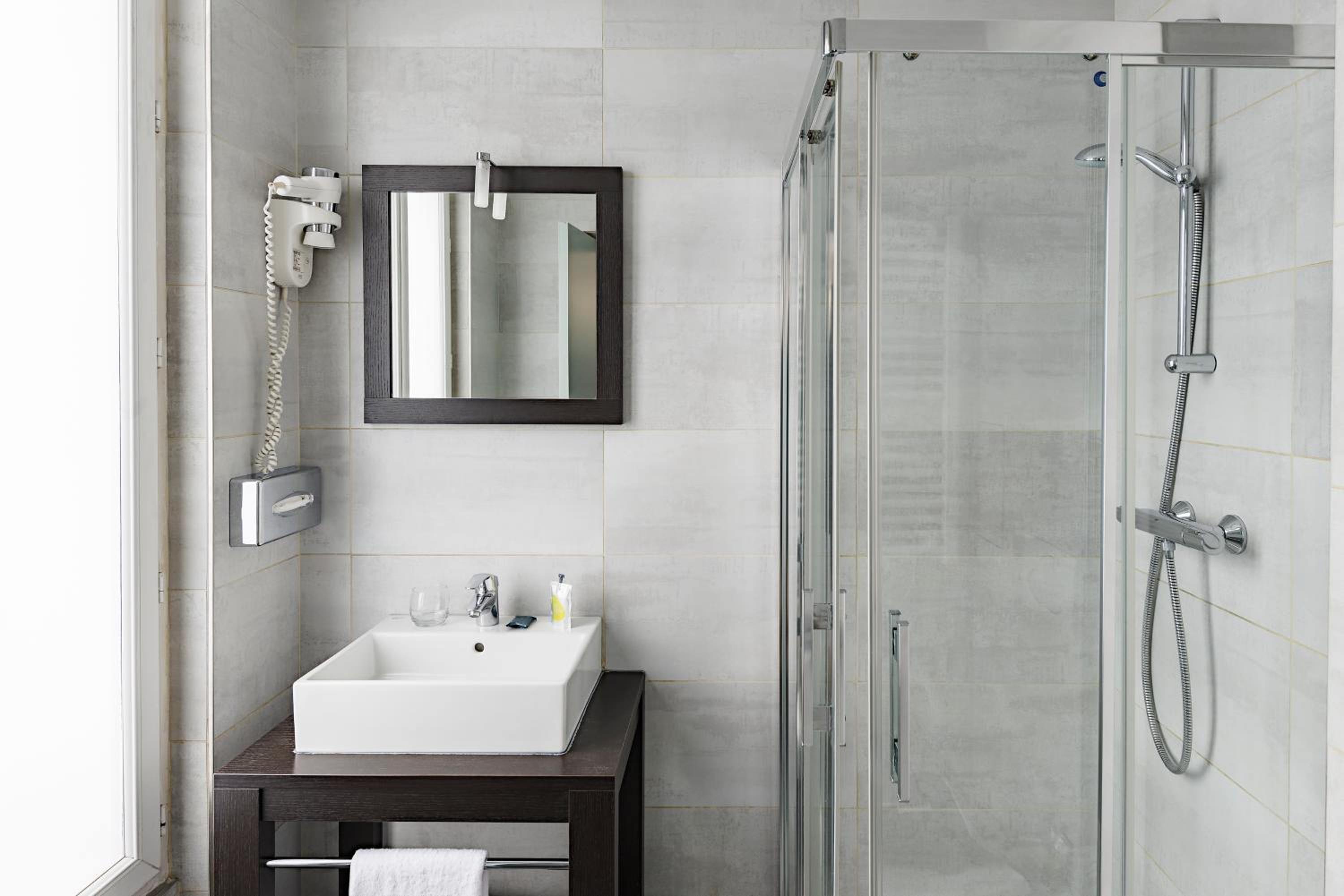 Foto de Grand Hôtel Clichy Paris - Boutique Hôtel