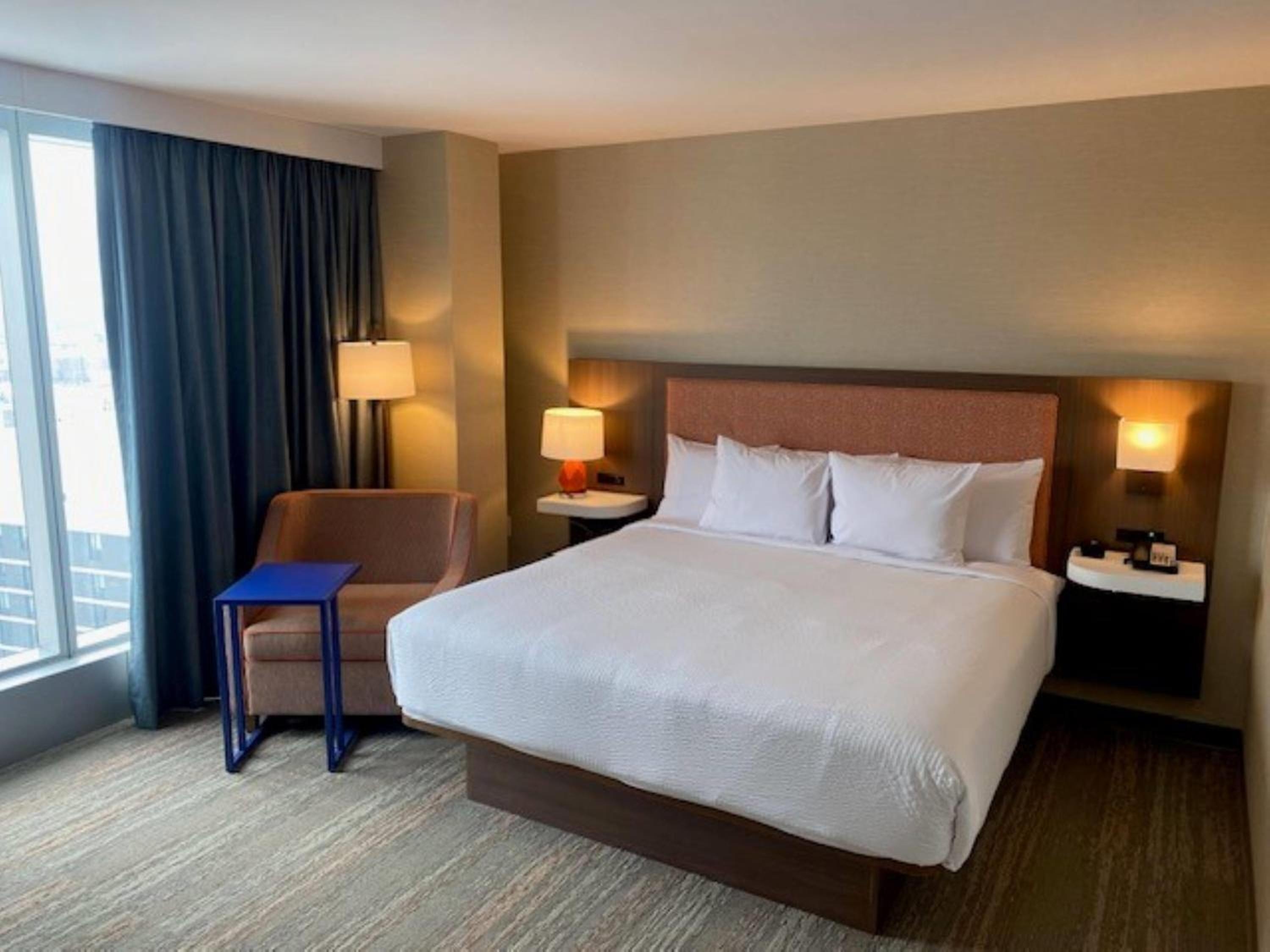 Foto de La Quinta Inn & Suites By Wyndham Queens NYC JFK AirTrain